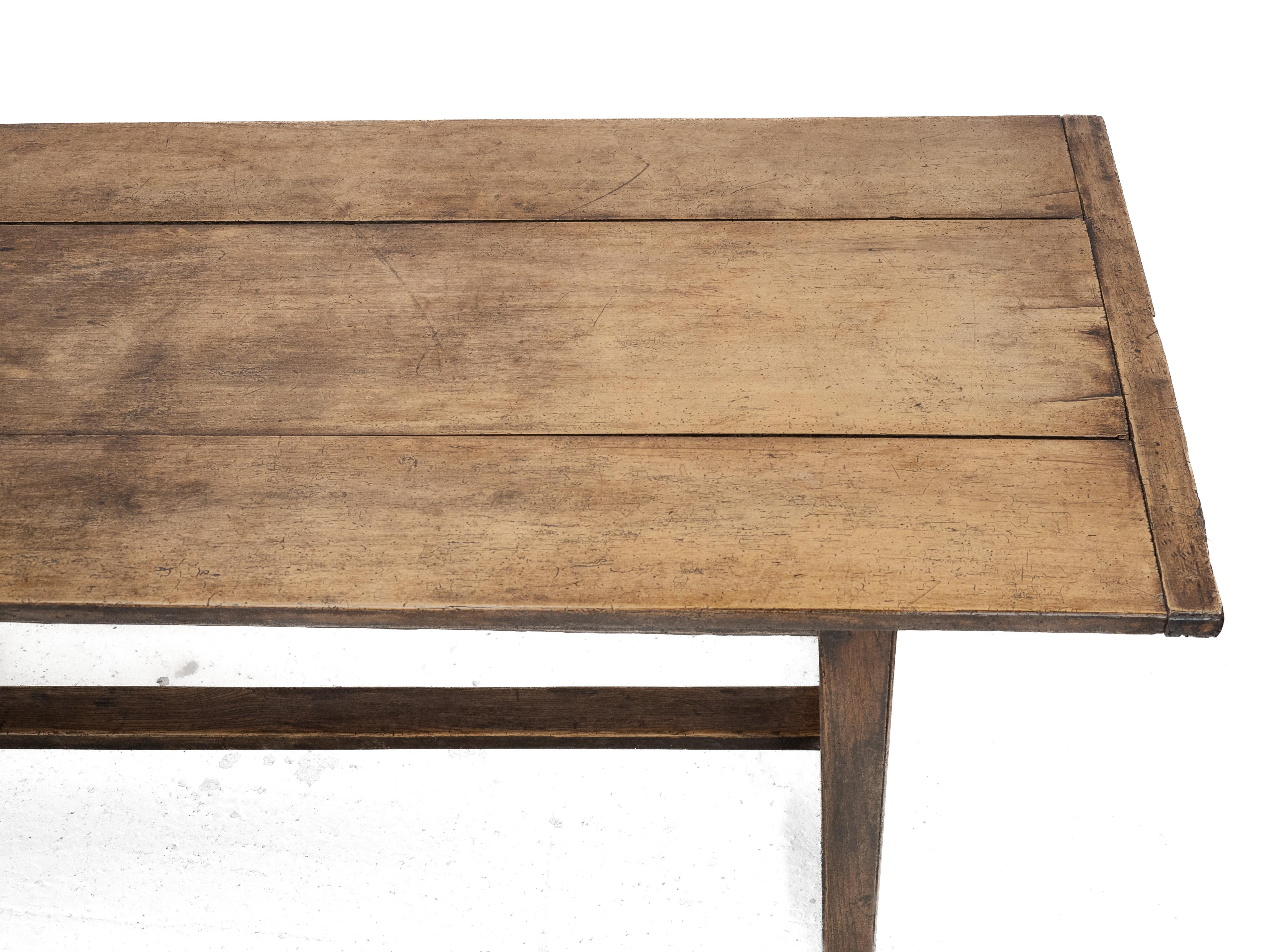 Large c.19th Pear Wood & Elm French Country Farmhouse Refectory Dining Table For Sale 12