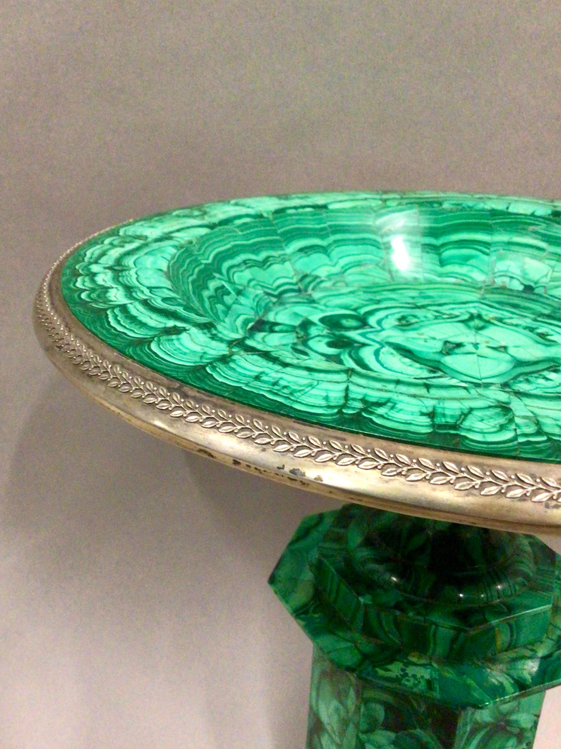 Large C19th Russian Malachite Tazza In Good Condition For Sale In Shipston-On-Stour, GB