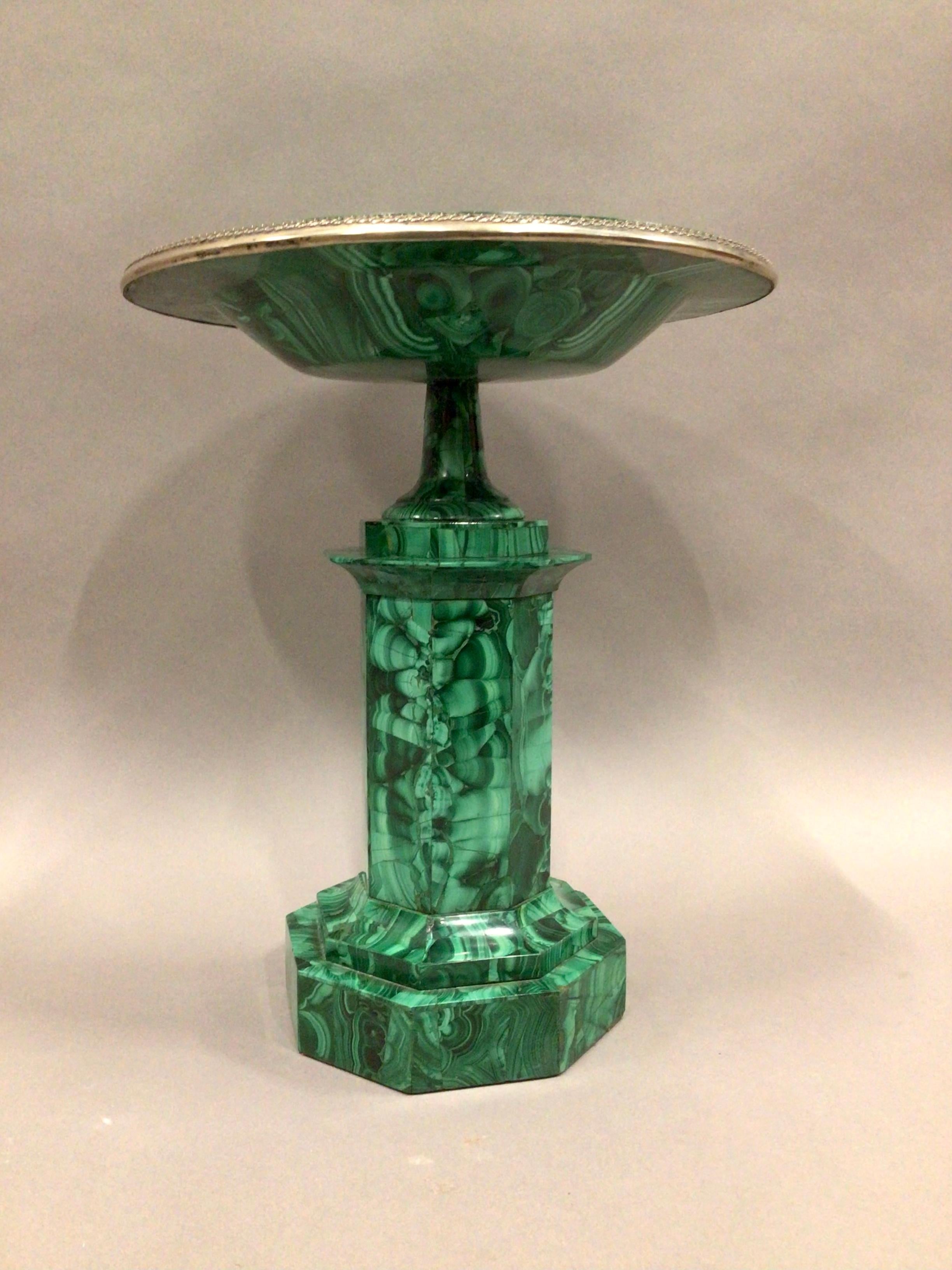 Exceptional Large C19th Malachite Tazza For Sale 1