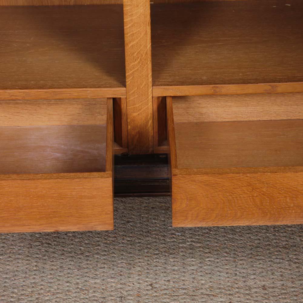 Large cabinet in mahogany, oak and mother-of-pearl from the 1940s in vendita 2