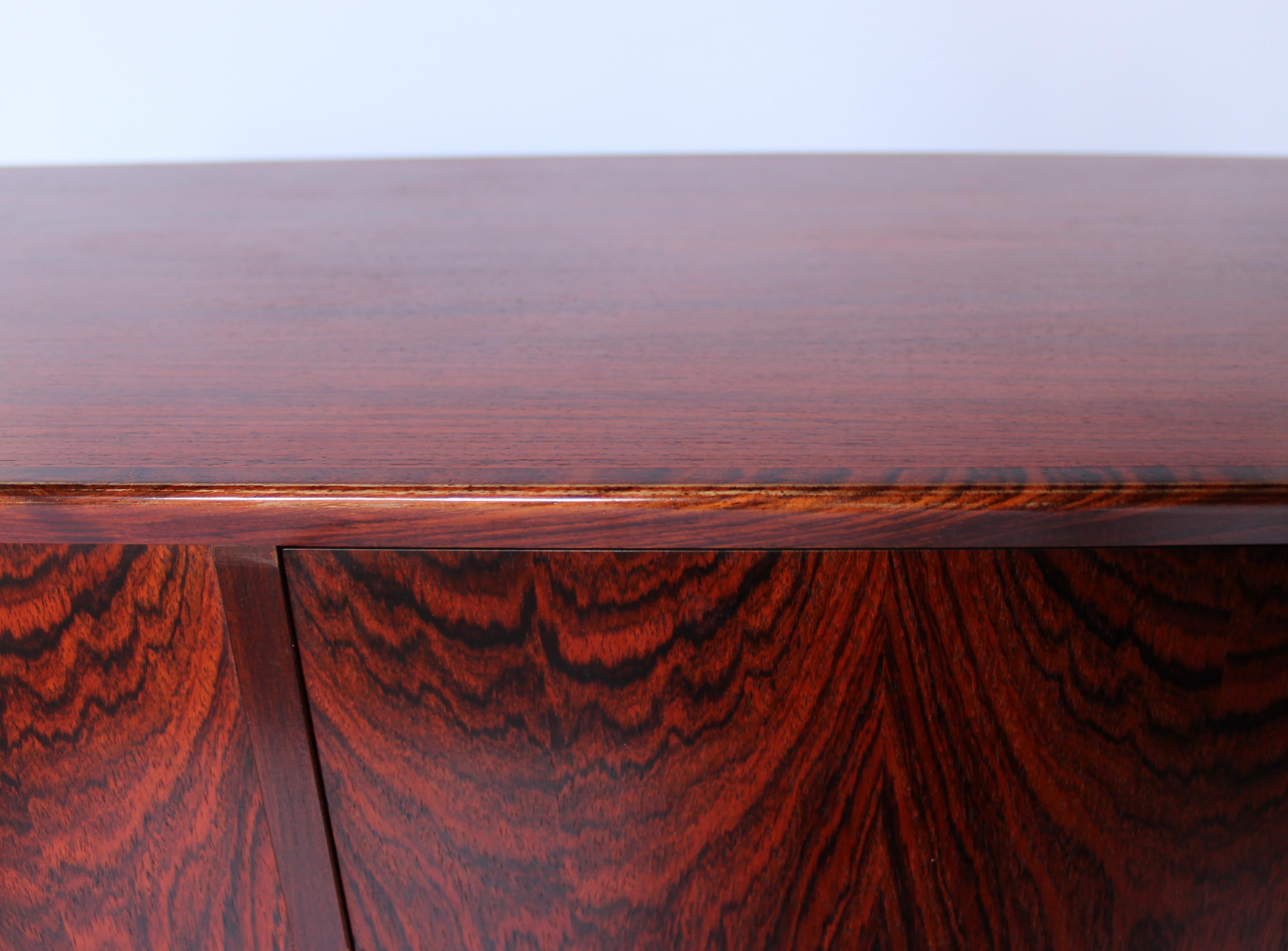 Mid-20th Century Large Cabinet in Rosewood of Danish Design and Manufactured by Brouer, 1960s