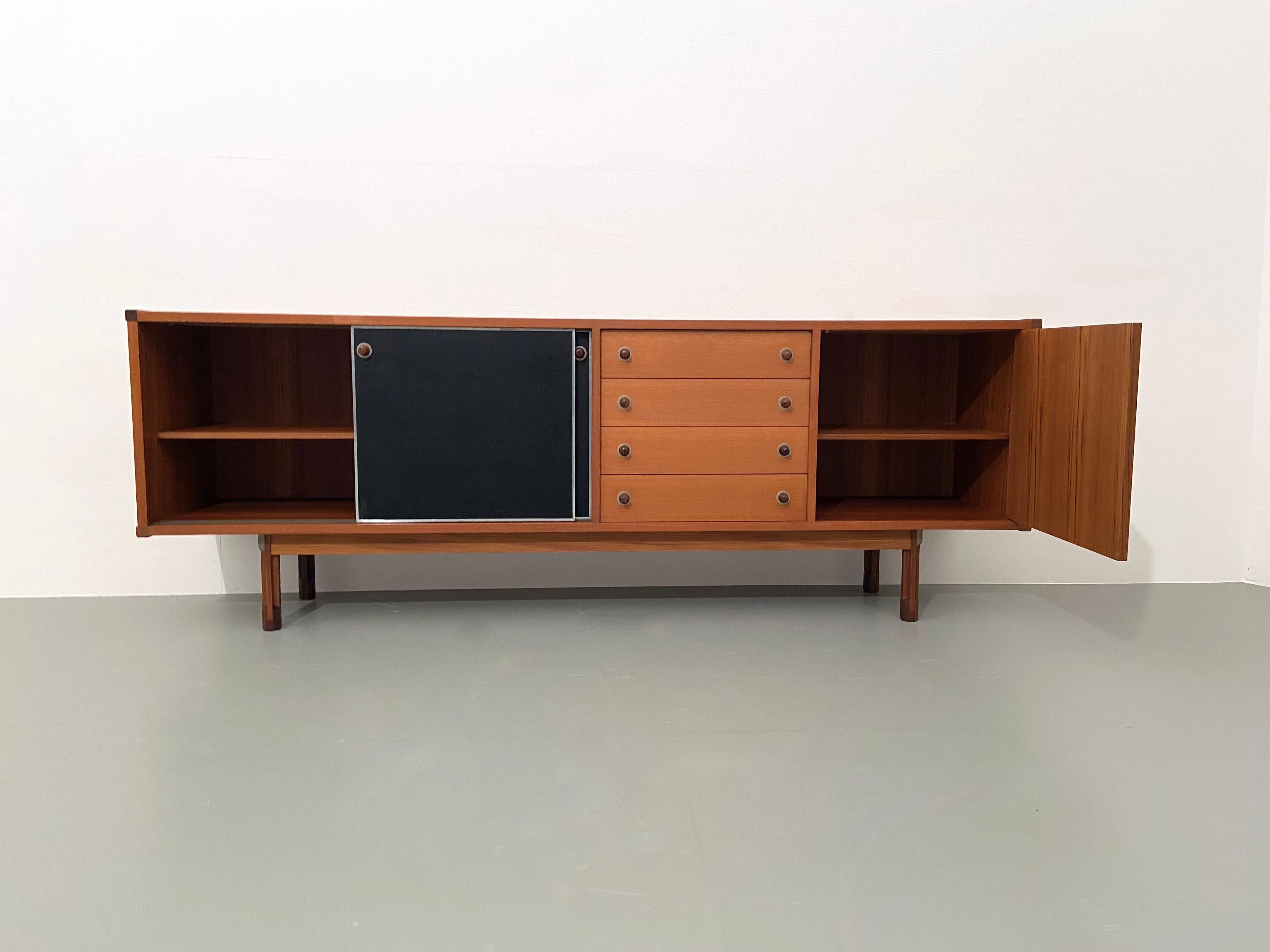 Large Cabinet in Teak and Black Laminate by Elam, Italy, 1960's For Sale 1