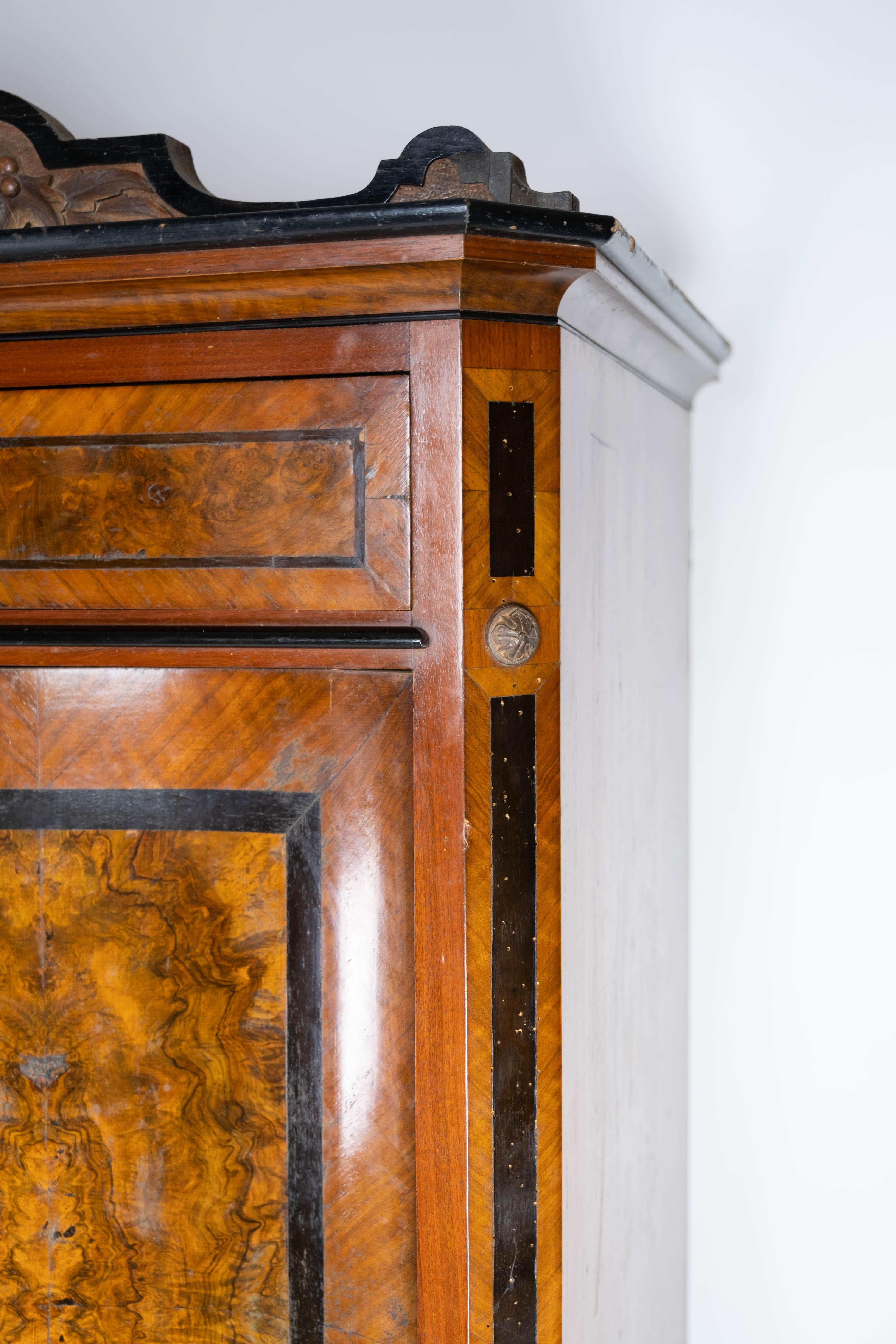 Large Cabinet of Polished Mahogany and Walnut, in Great Antique Condition, 1880 5