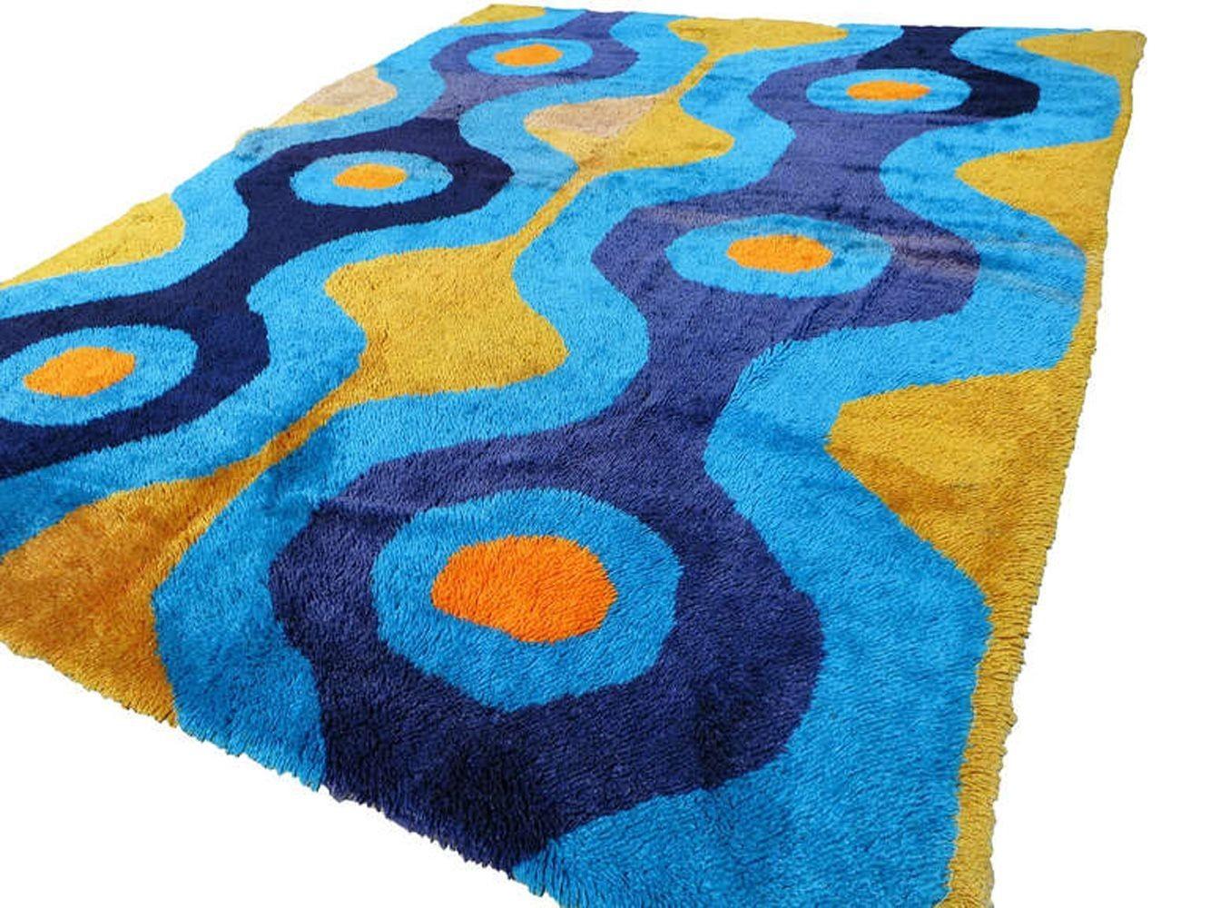 American Large California Hand Hooked Abstract Shag Rug For Sale