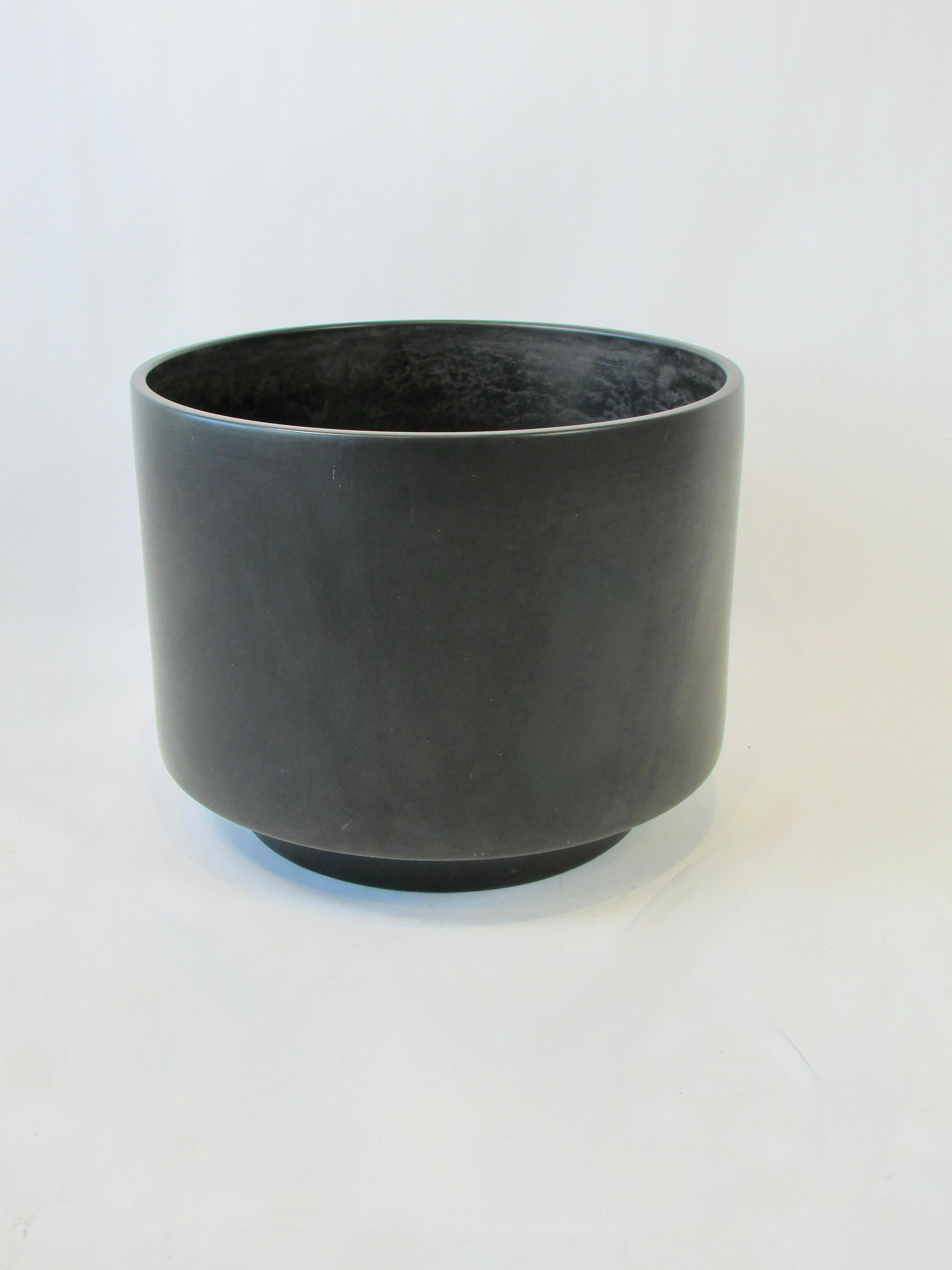 Mid-Century Modern Large California Modern Matte Black Planter Pot by Gainey For Sale