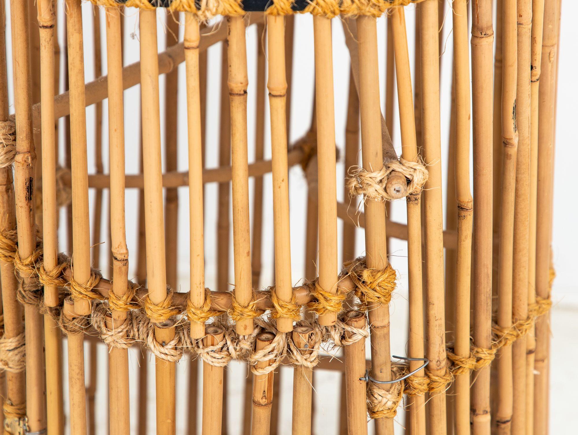 Grande colombaia in canna di bambù, Inghilterra, metà del XX secolo in vendita 3