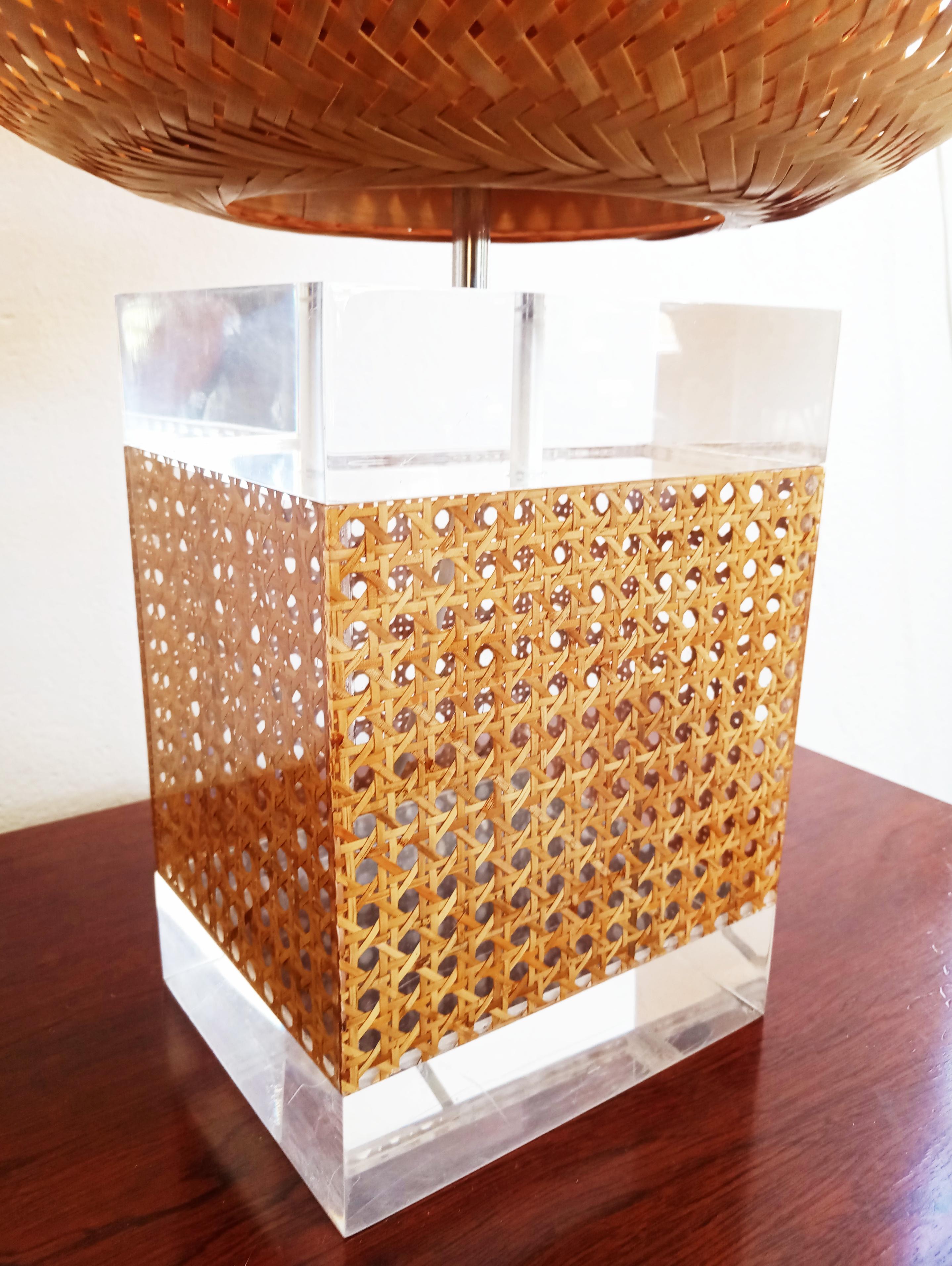 20th Century Large Caning and Lucite Table Lamp, France, 1970s For Sale