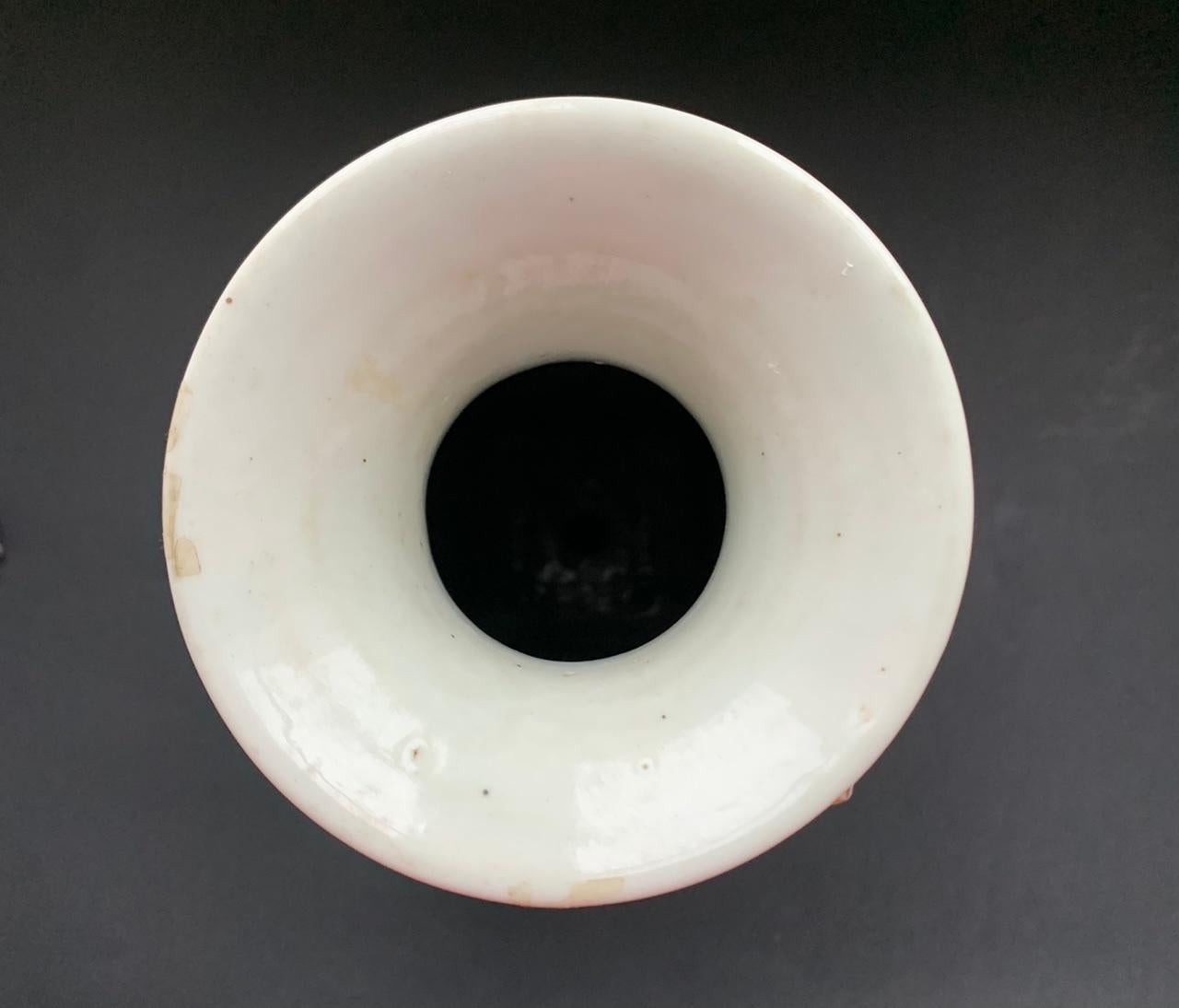 Large Canton Porcelain Vase China 19th Century For Sale 10