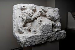 Large Capital with Two Animals Holding a Phylactery, France, 15th Century