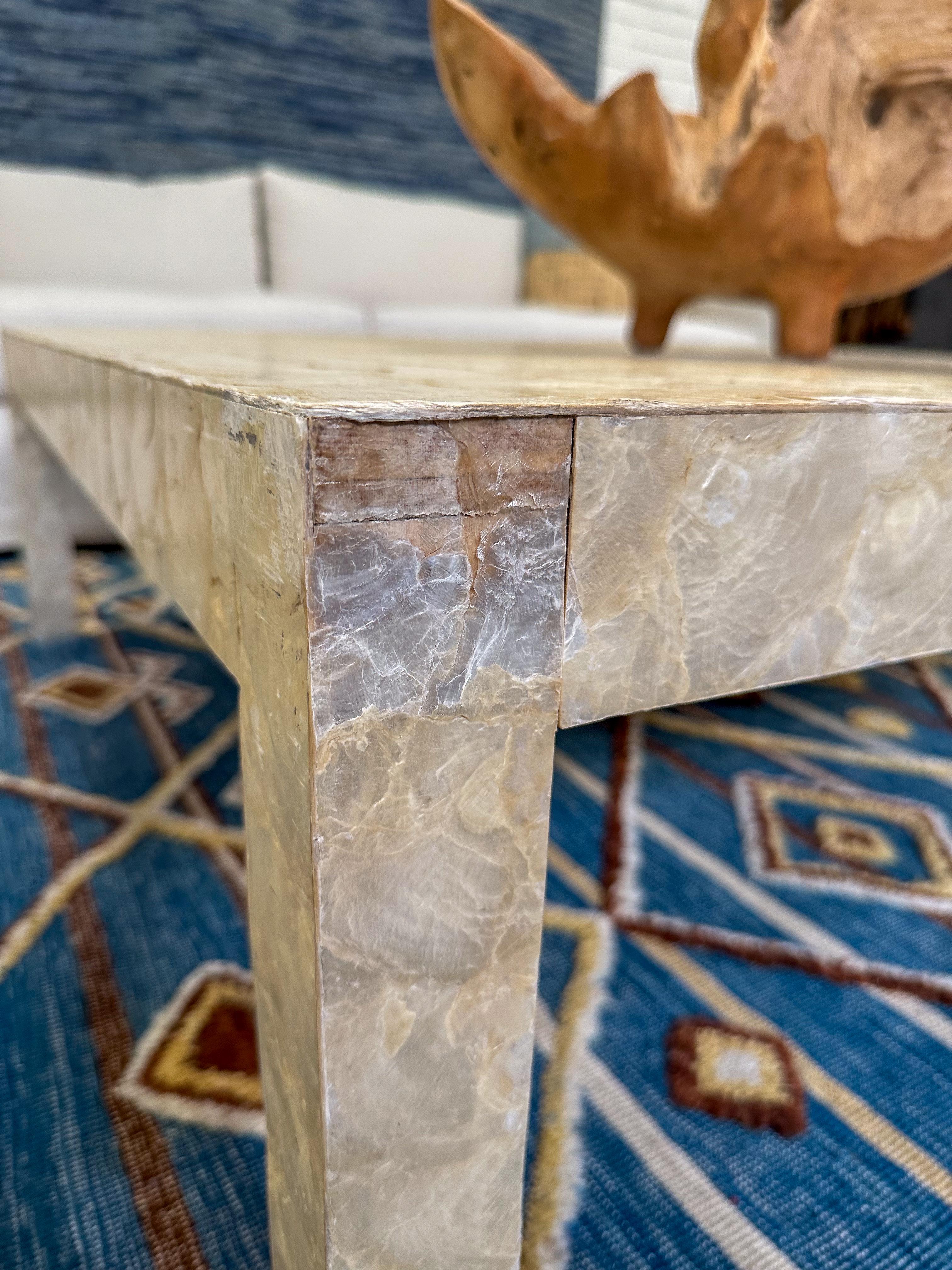 Inconnu Grande table basse Capiz Shell en vente