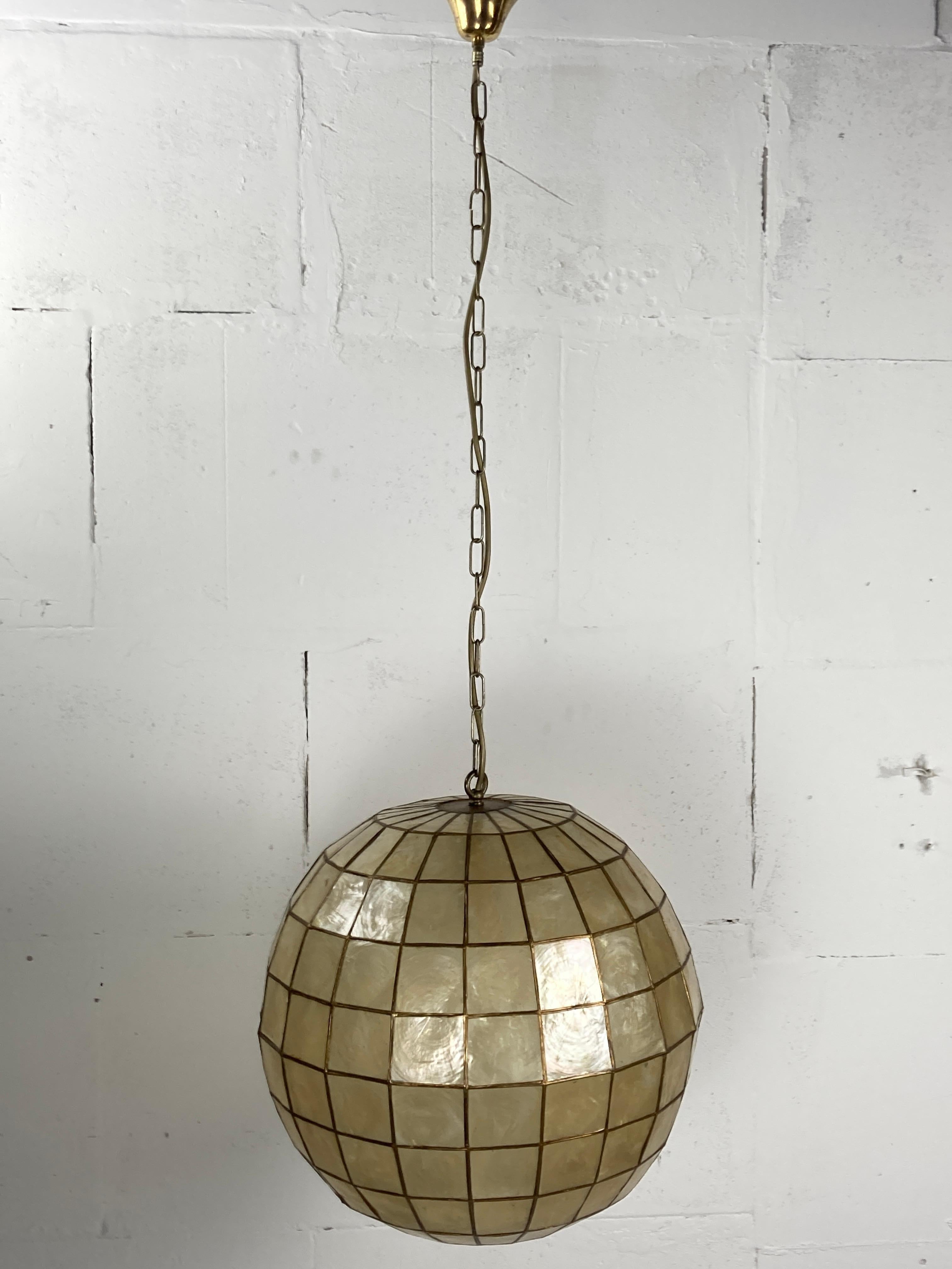 Große Capiz-Muschellampe von Feldman Lighting, 1960er Jahre (Moderne der Mitte des Jahrhunderts) im Angebot
