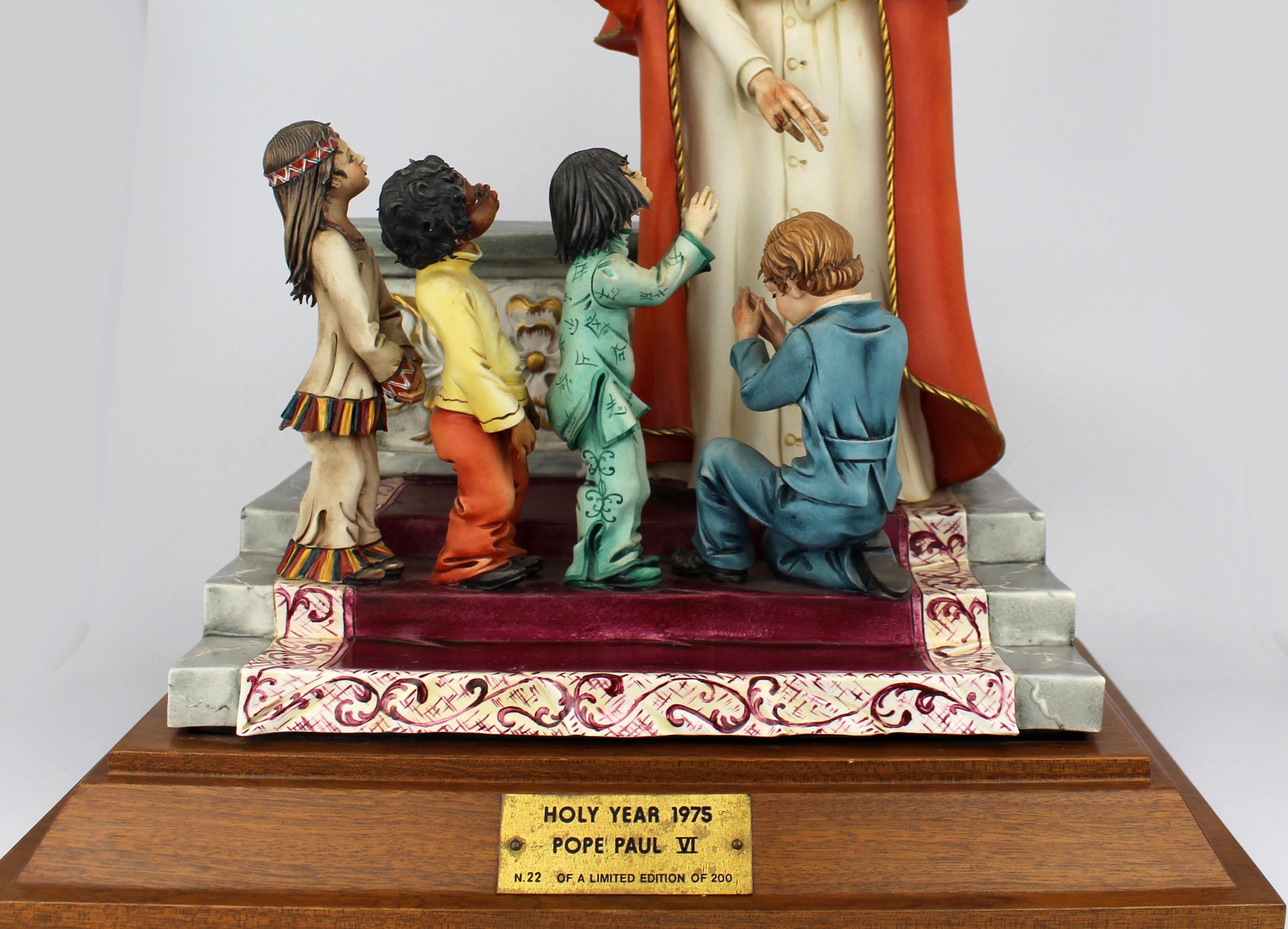Große Capodimonte Porzellanfigur - Papst Paul VI. im Angebot 1