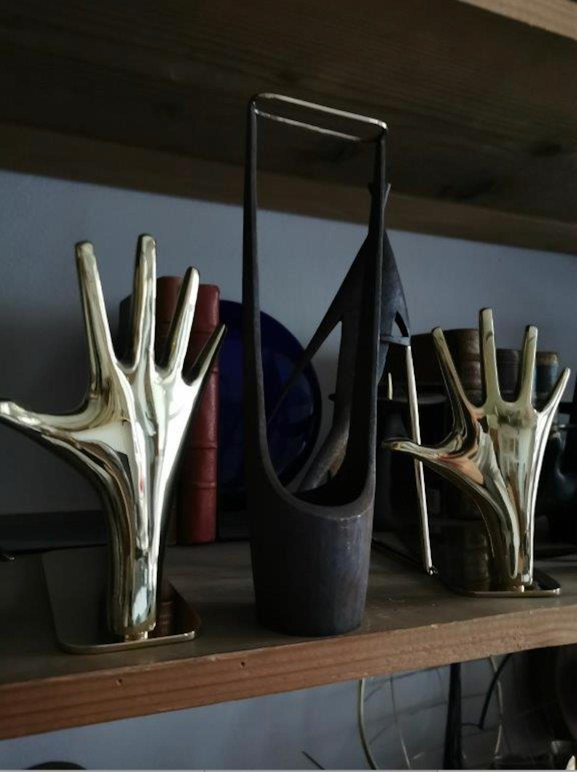 Mid-Century Modern Pair of Large Carl Auböck Model #4219 'Hands' Brass Bookends For Sale