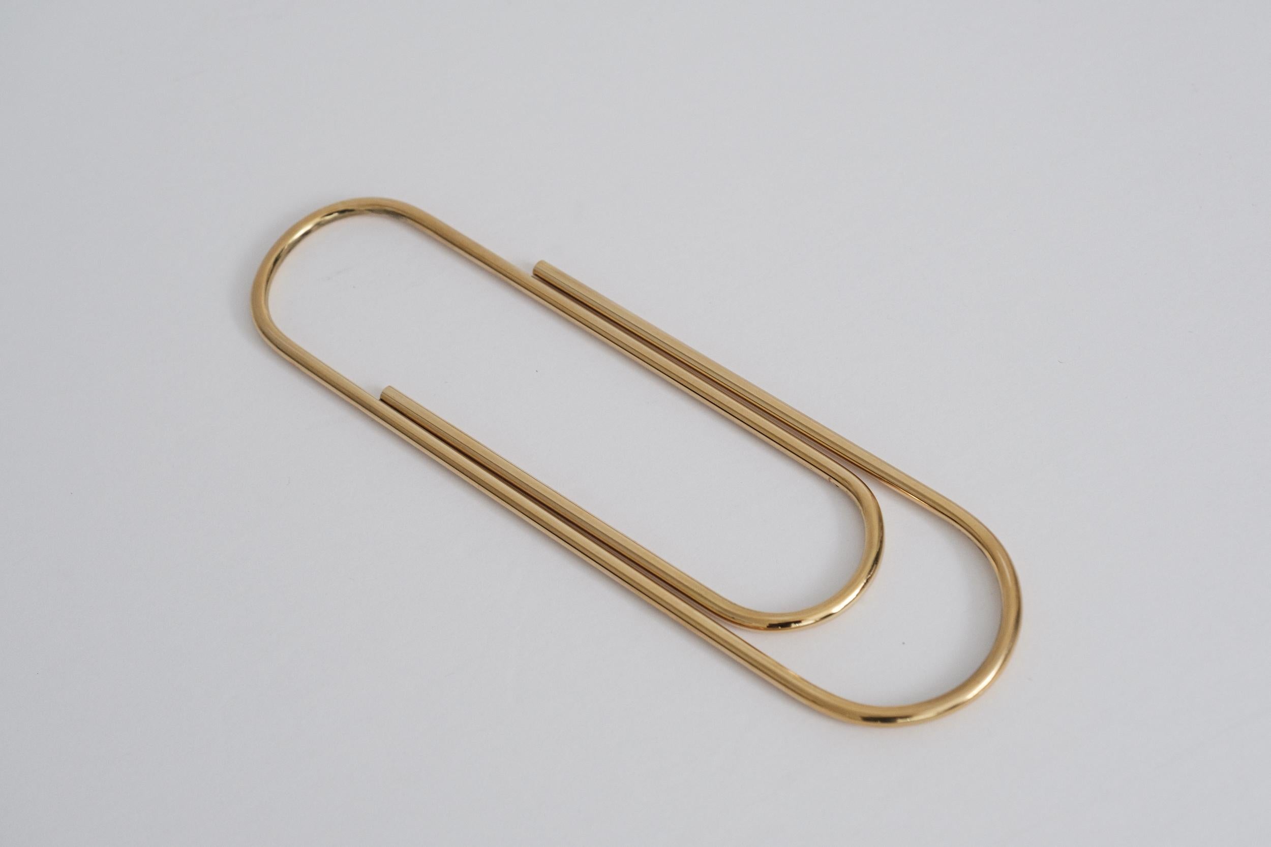 Large Carl Auböck Model #4751 'Paperclip' Brass Paperweight For Sale 3