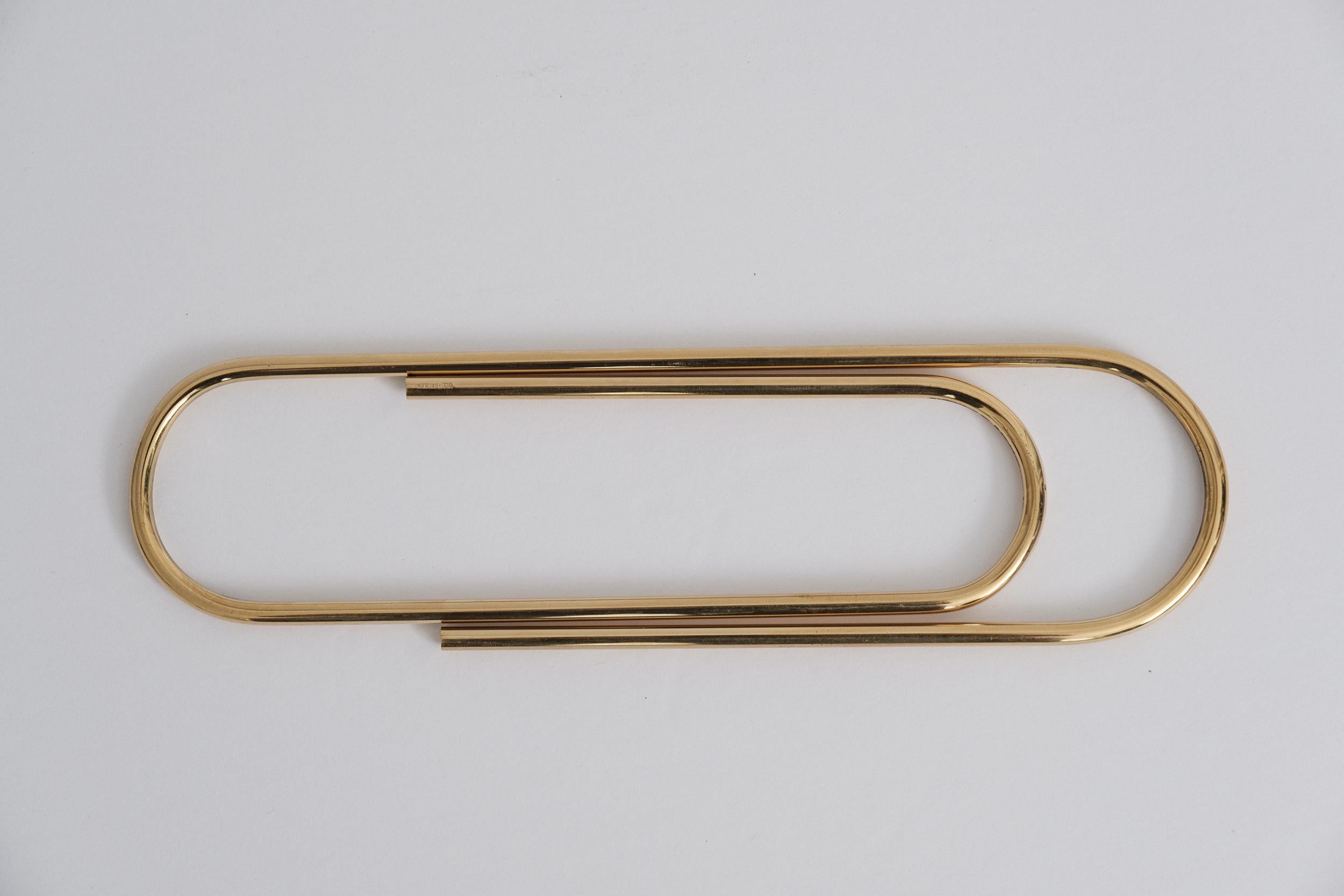 Large Carl Auböck Model #4751 'Paperclip' Brass Paperweight For Sale 6
