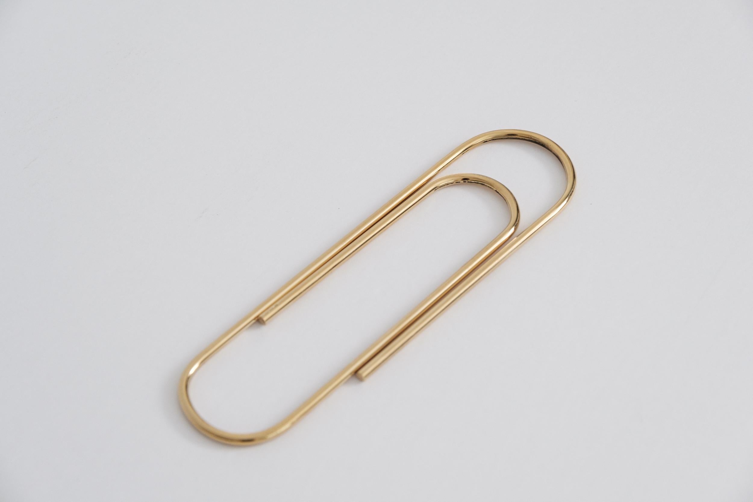 Large Carl Auböck Model #4751 'Paperclip' Brass Paperweight For Sale 11