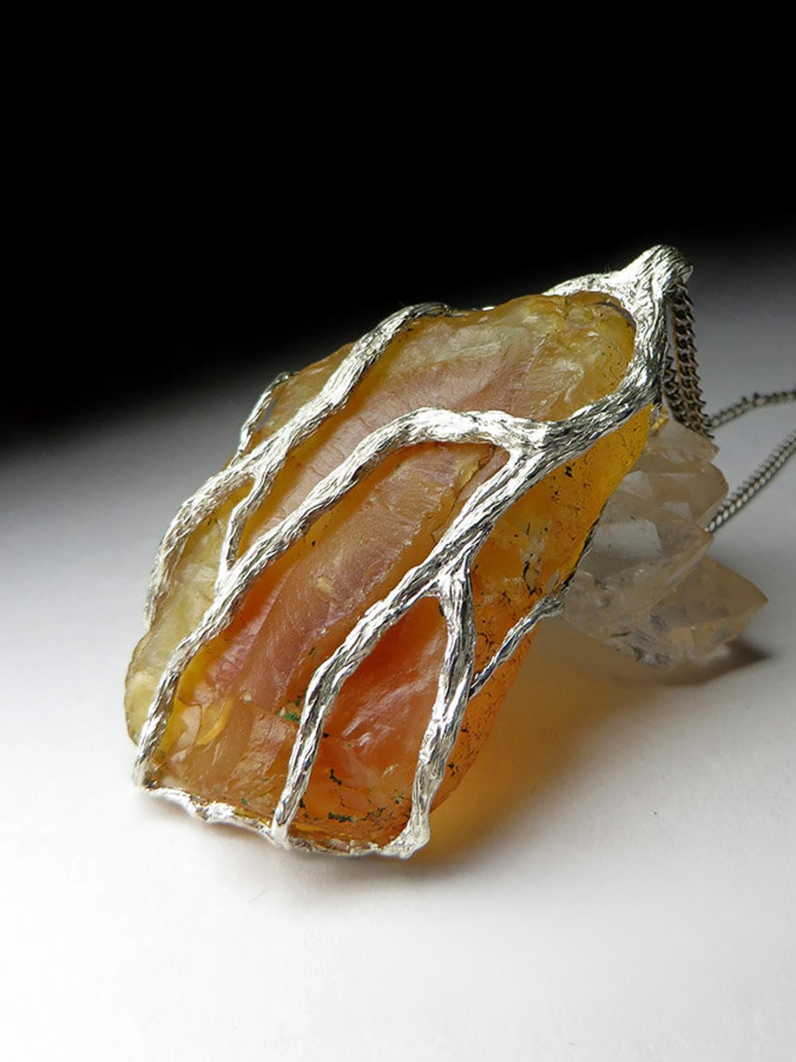 Collana grande in corniola d'argento Gioielli dichiarativi Ciondolo di protezione Regalo per un'amica in vendita 2