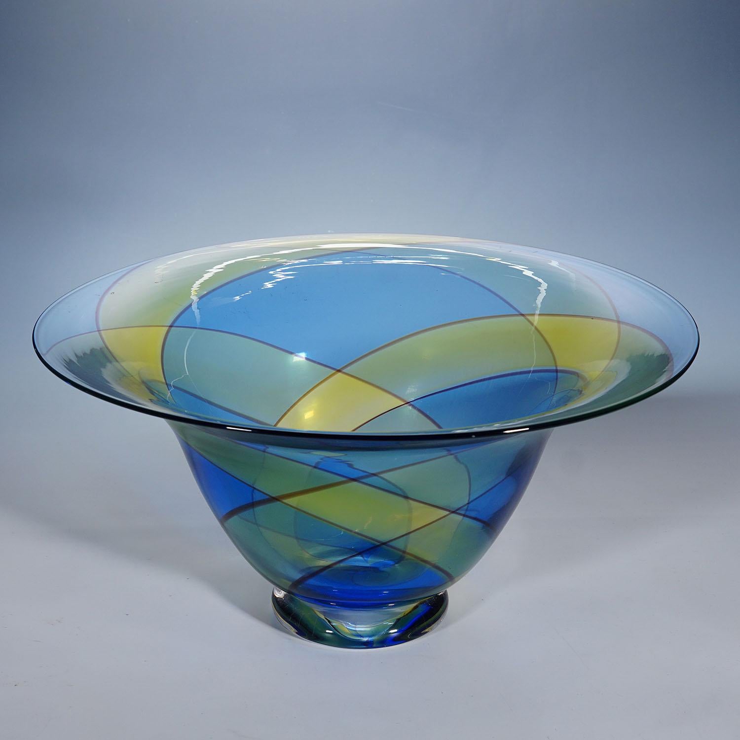 Italian Large Carnevale Art Glass Bowl by Vetreria Archimede Seguso ca. 1980s For Sale