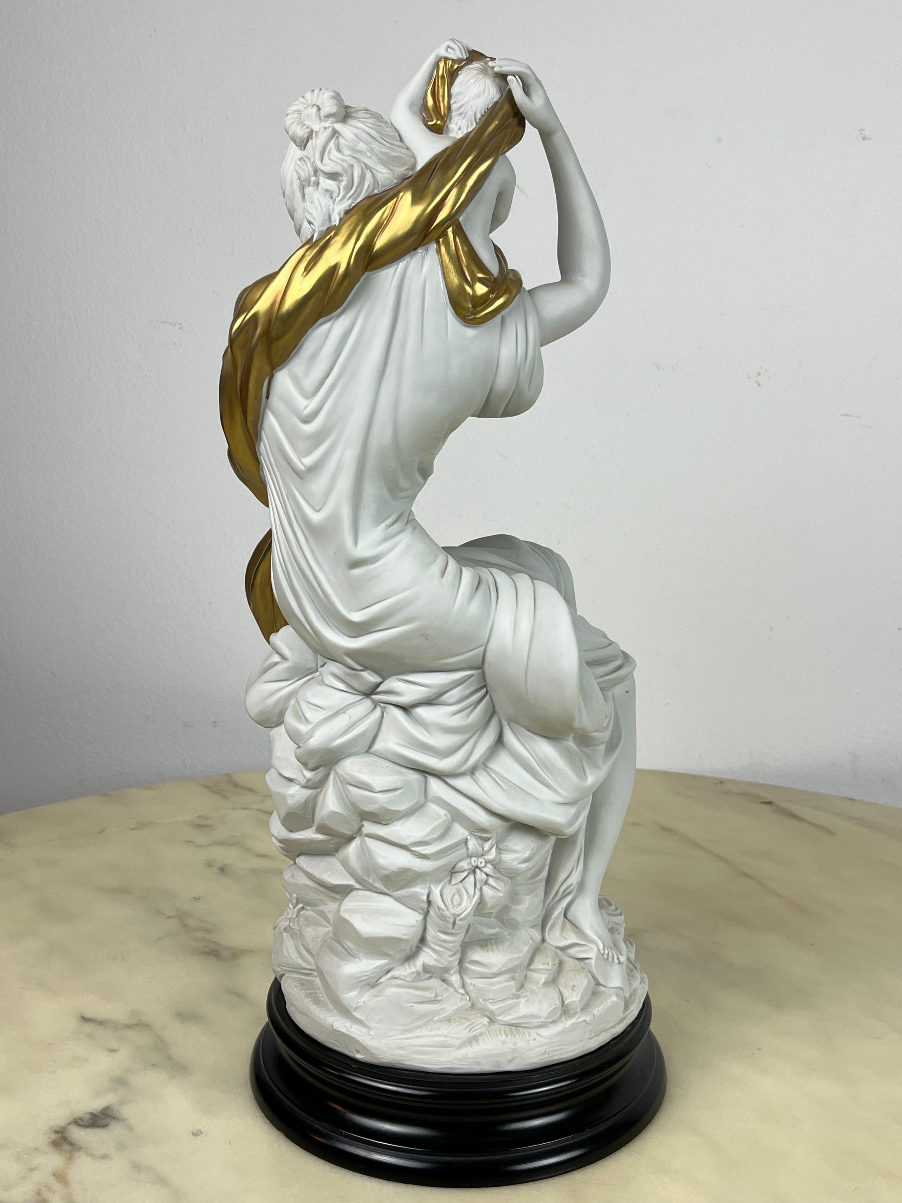 Late 20th Century Large Carpiè Porcelain Statue, Made in Italy, 1970s For Sale