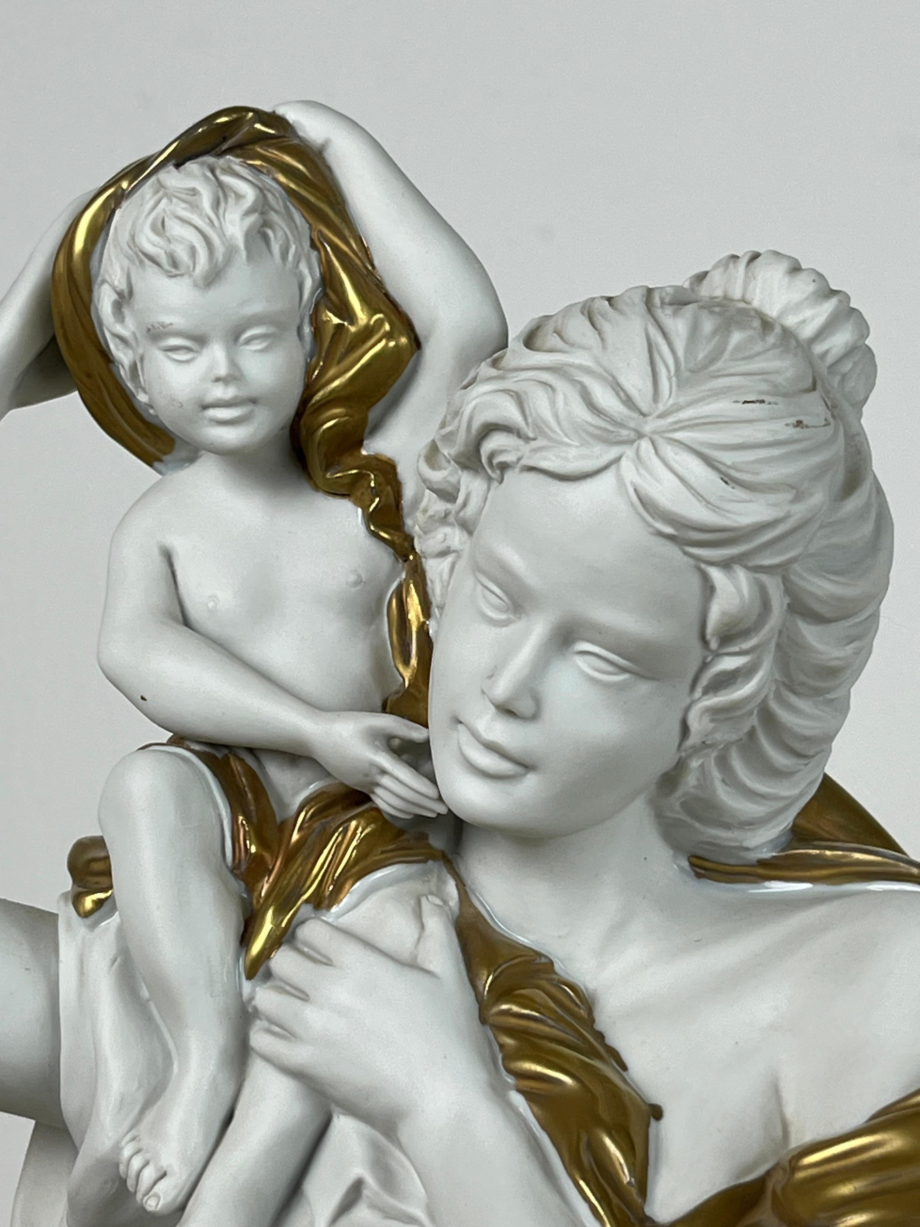 Grande statue en porcelaine de Carpiè, fabriquée en Italie, années 1970 en vente 1