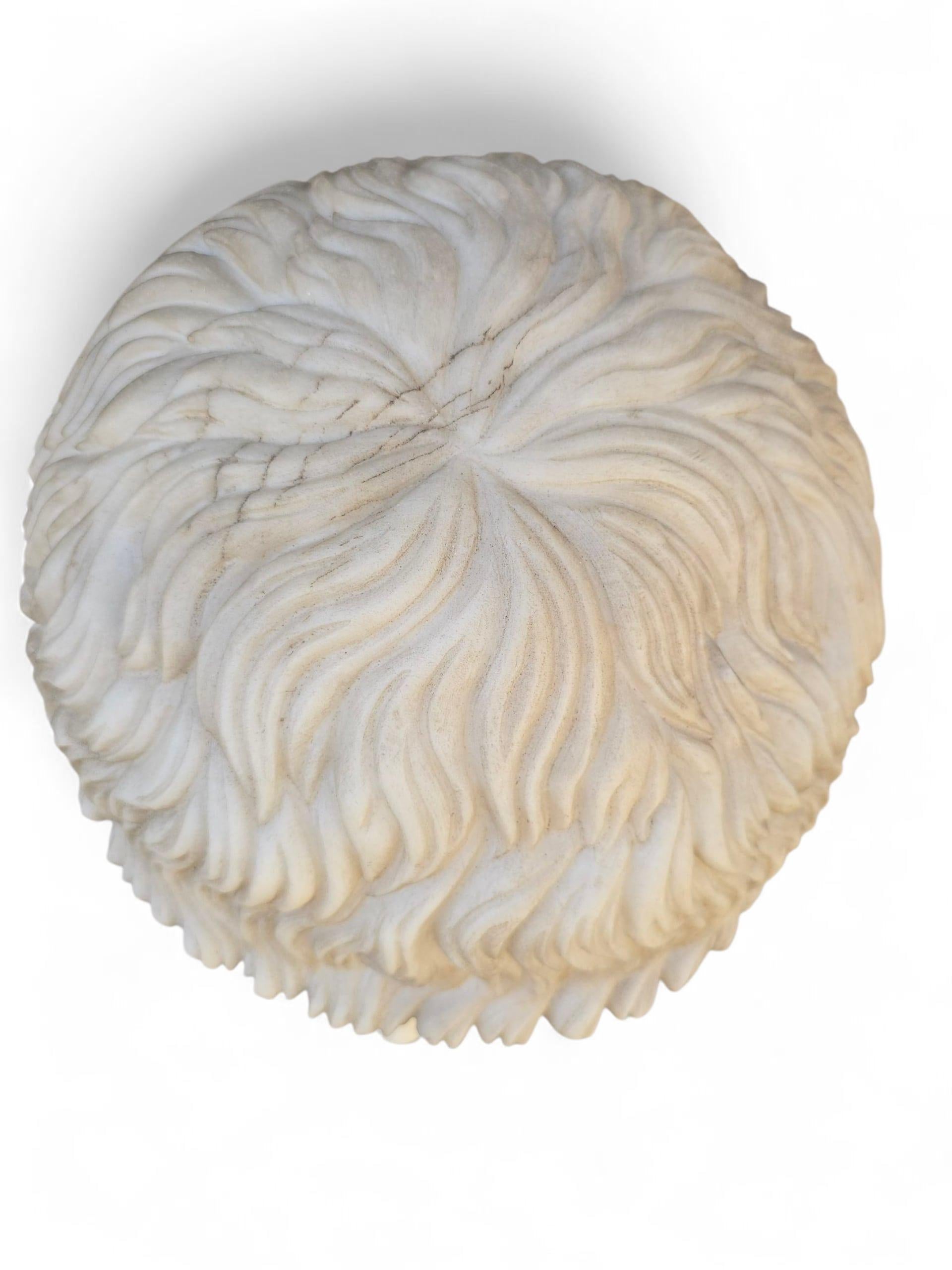 Große Carrara-Marmor-Skulptur des Kopfes von Kaiser Konstantin, Italien im Angebot 4