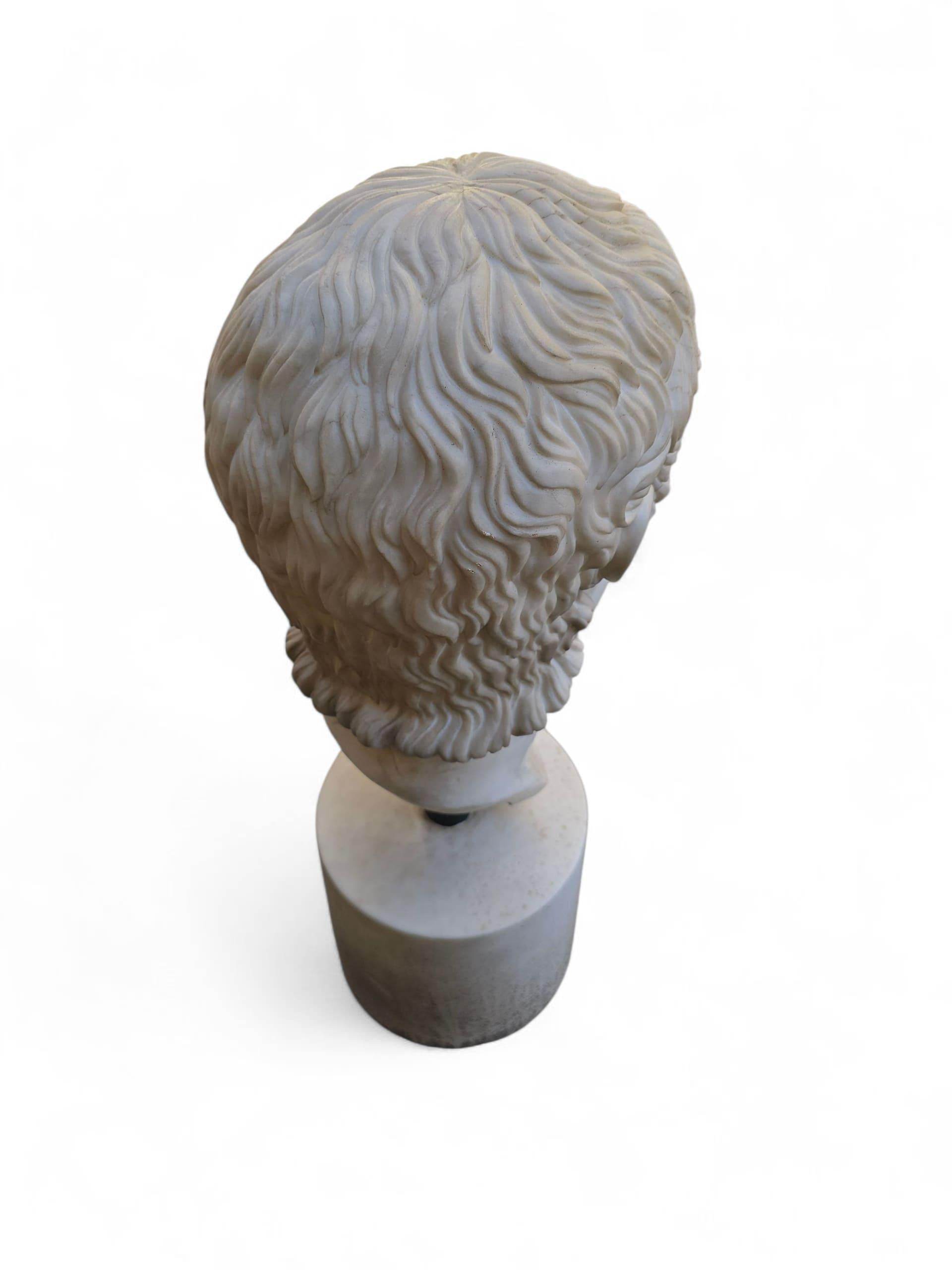 Große Carrara-Marmor-Skulptur des Kopfes von Kaiser Konstantin, Italien im Angebot 5