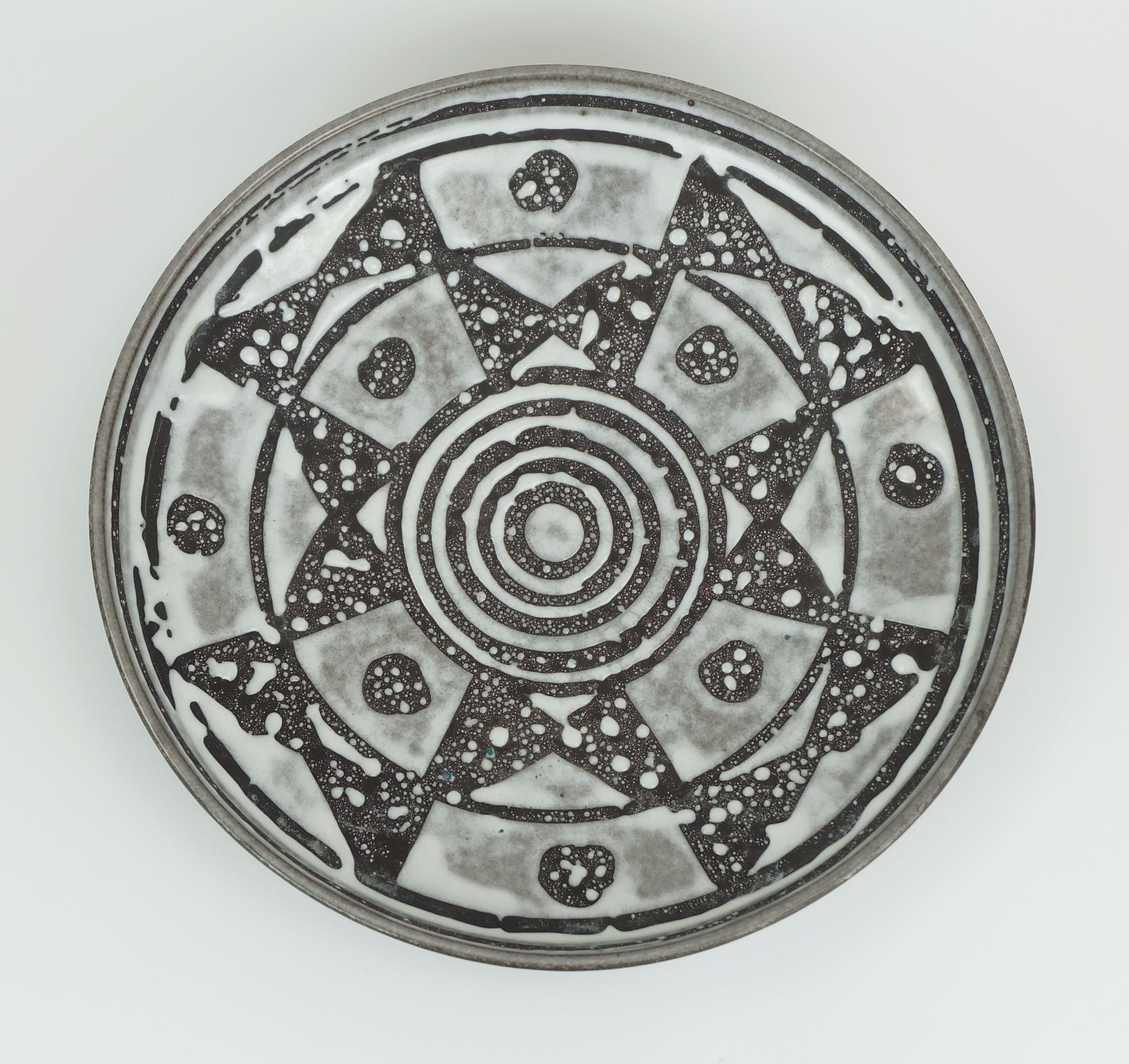 grande piatto carstens BOWL decorato con smalto grigio e marrone ankara no. 1075-31 1960s in vendita 6
