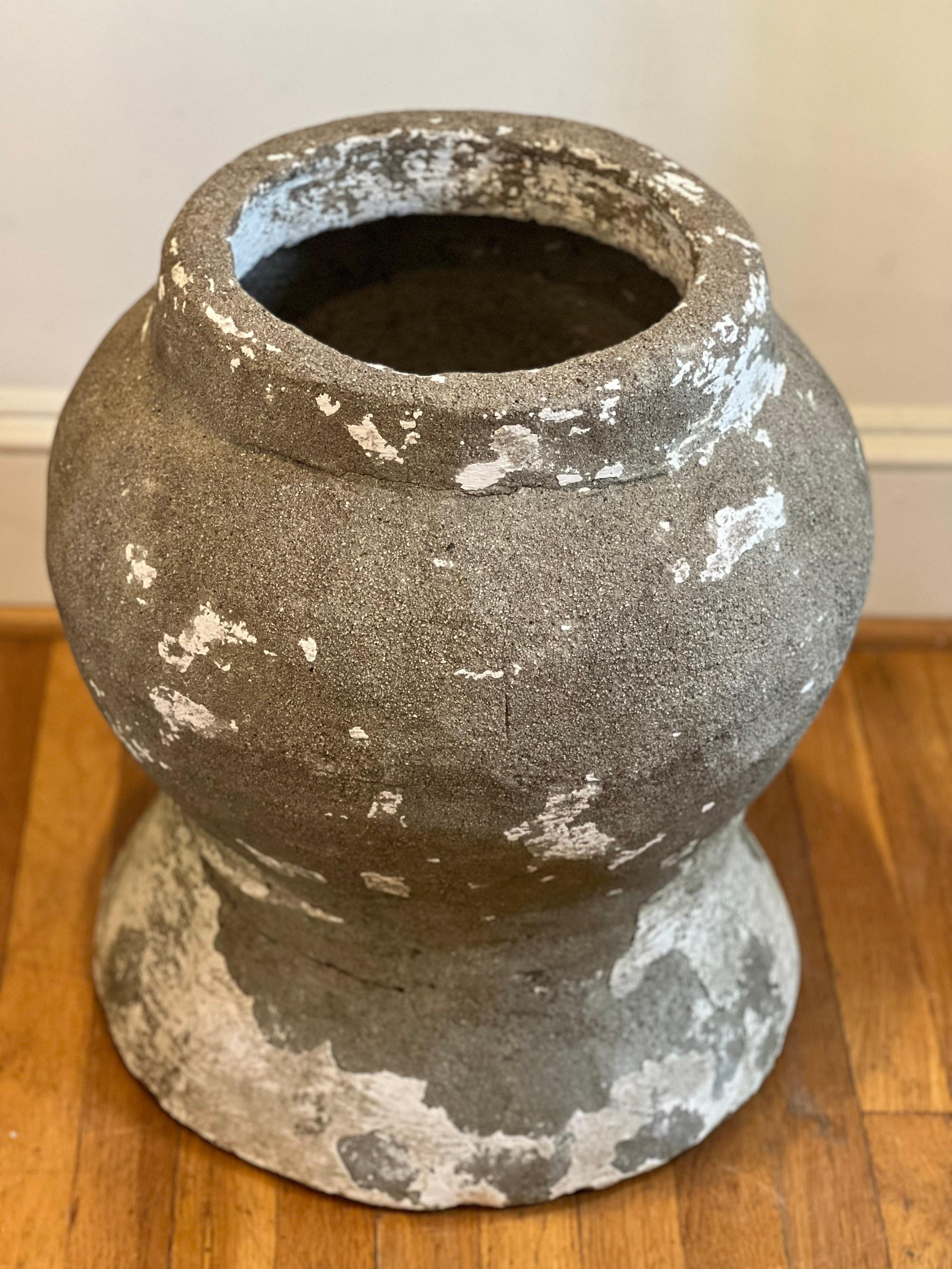 Large Carved Concrete French Modern Stone Pot/Planter/Urn For Sale 2