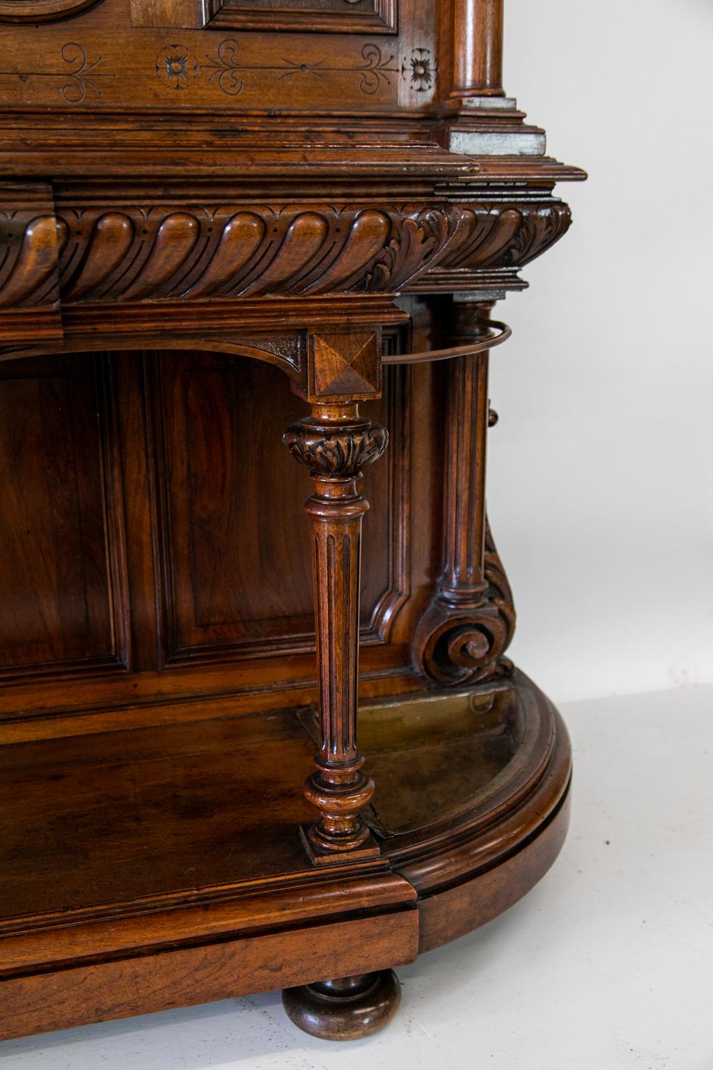 Large Carved English Solid Walnut Hall Stand For Sale 1