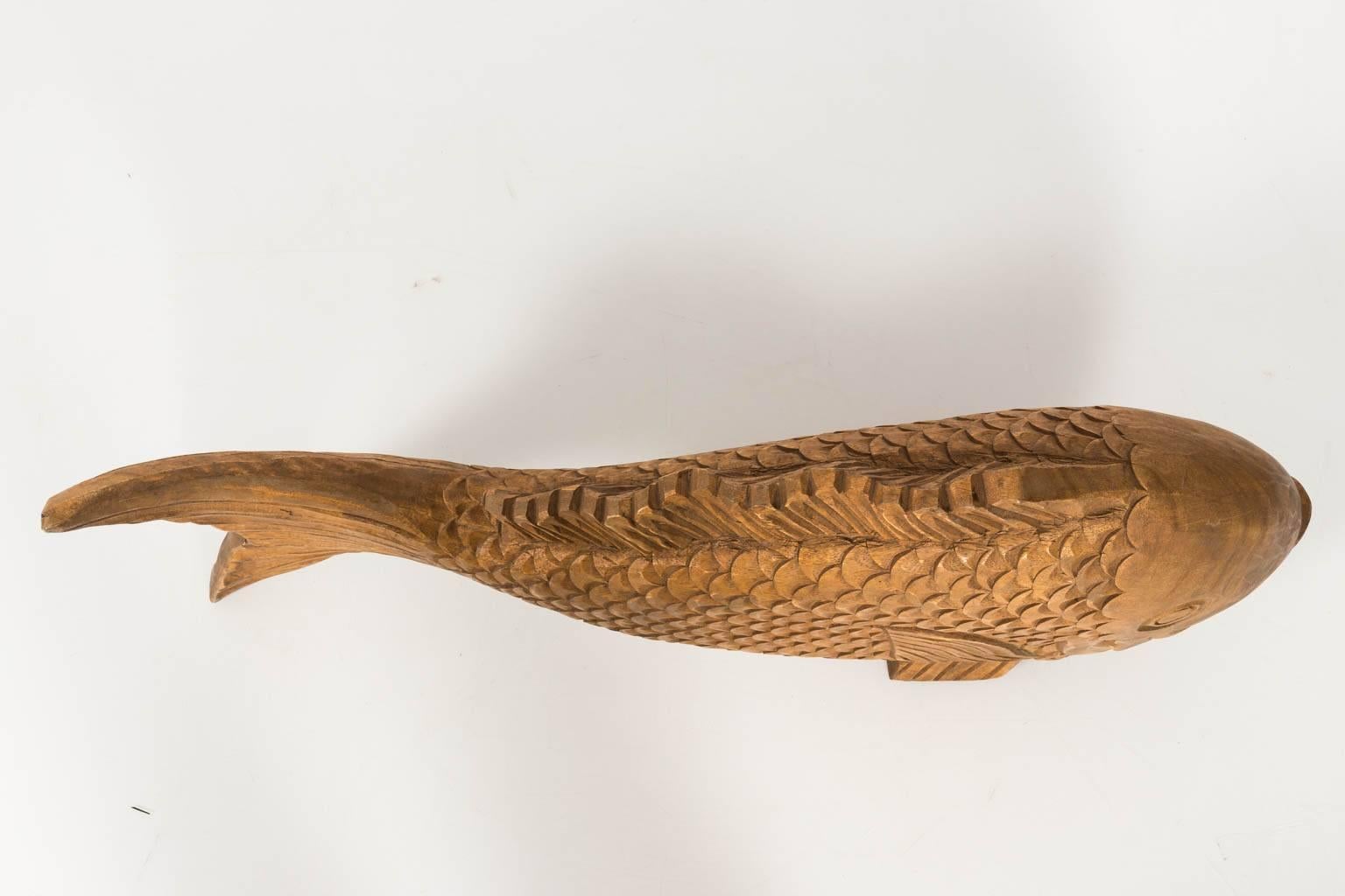 Großer geschnitzter Fisch:: um 1970 1