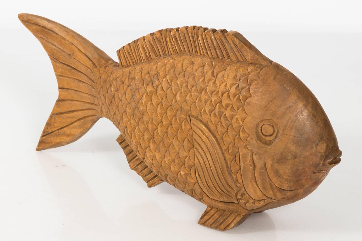 Großer geschnitzter Fisch:: um 1970 2