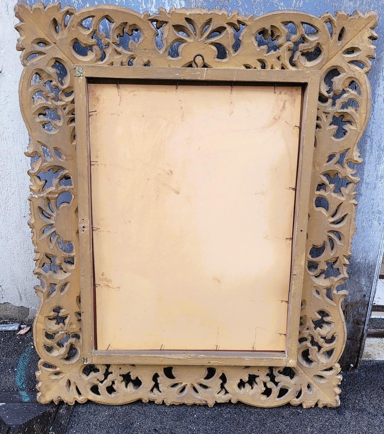 Grand miroir en bois sculpté et doré, Italie, XIXe siècle en vente 4