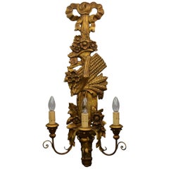 Large Carved Giltwood Wall Light, Wall Applique with Floral Design and 3 Lights
