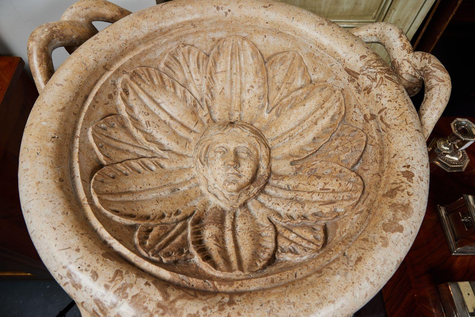 Large, Carved Marble Tazza from Florence For Sale 1