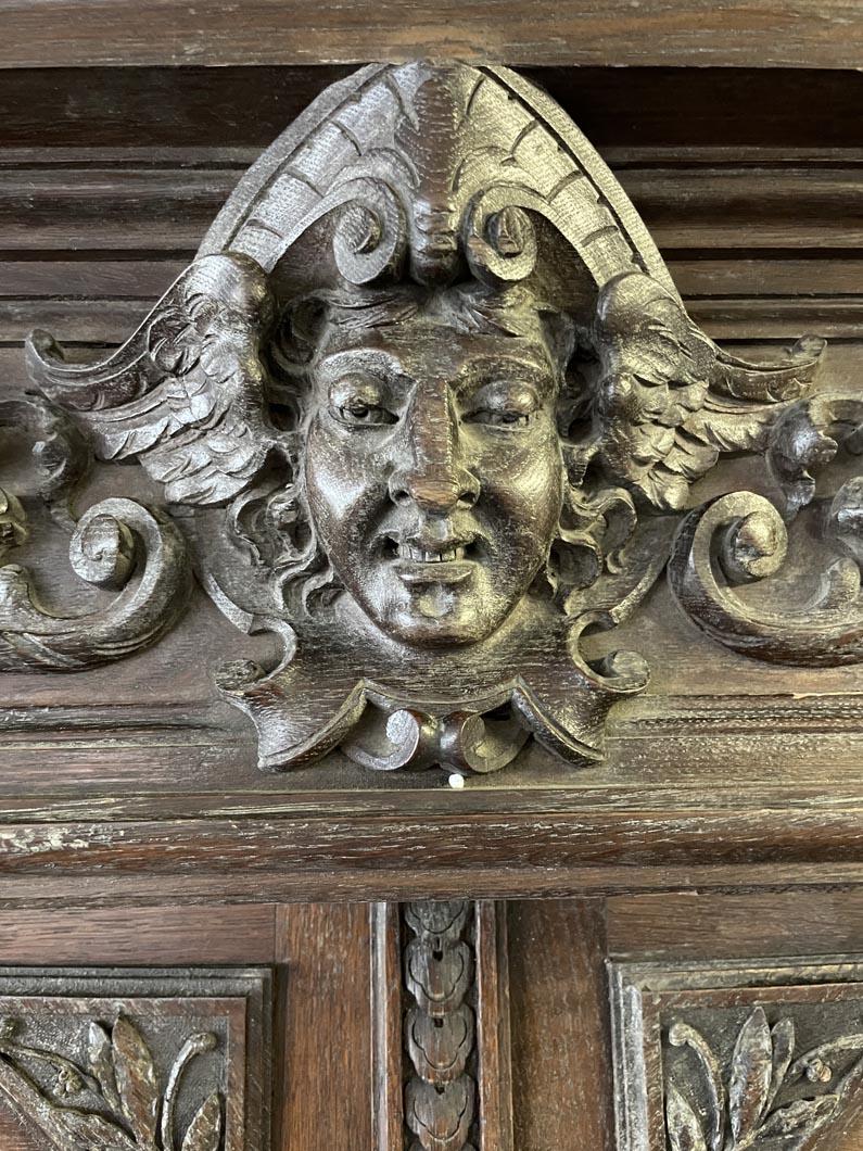 Large Carved Oak Sideboard, Napoleon III Style In Good Condition In SAINT-OUEN-SUR-SEINE, FR