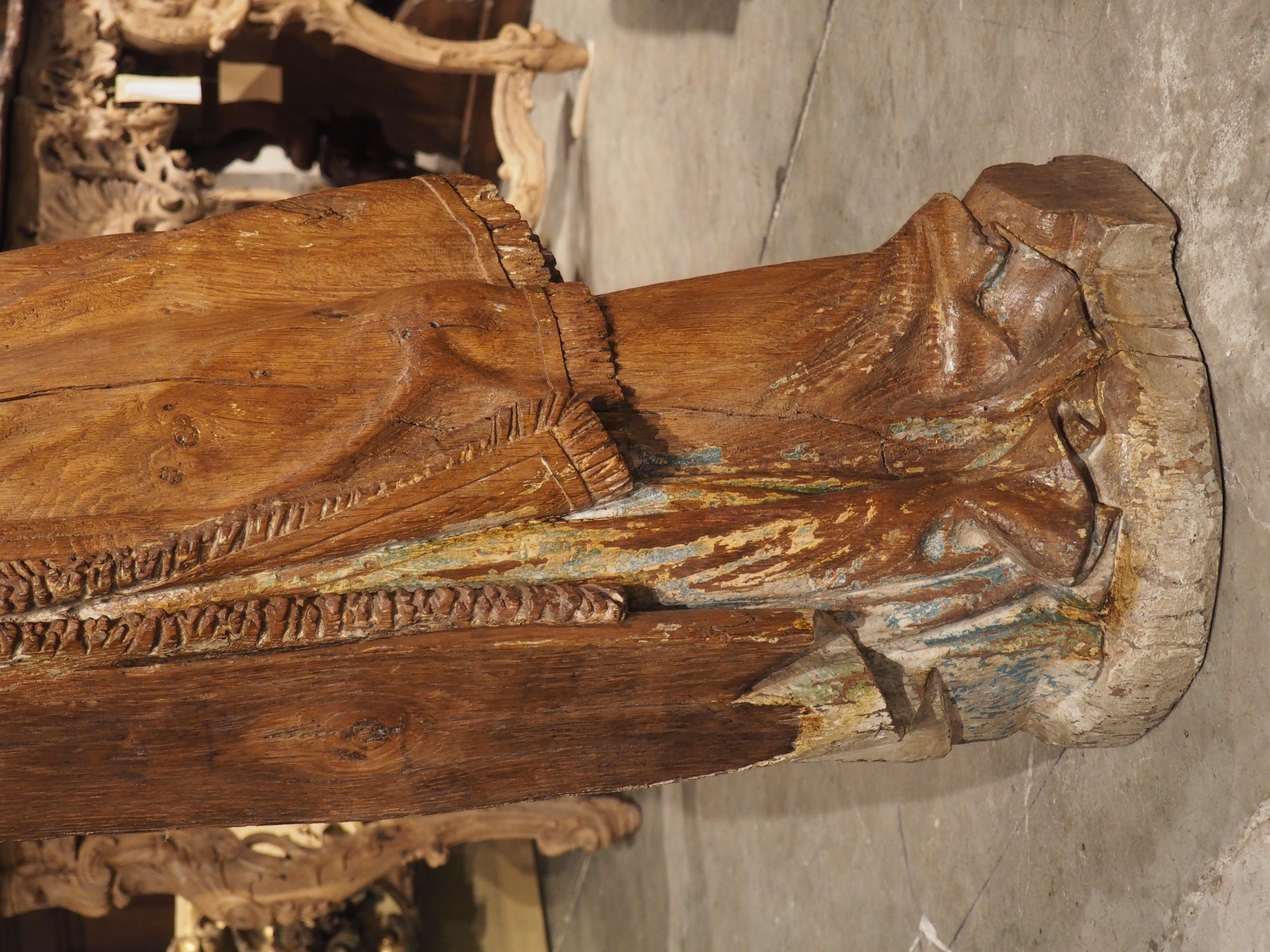 Grande statue en chêne sculpté d'un évêque, France, 17ème siècle en vente 1
