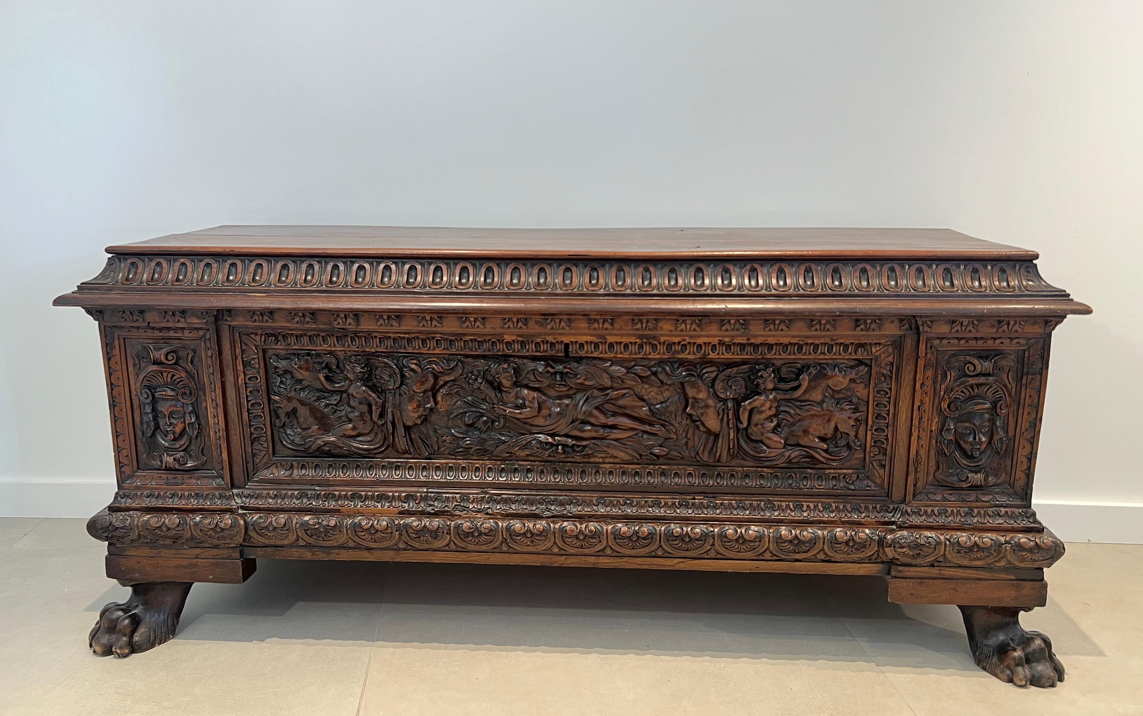 Large carved walnut cassone From Italian Renaissance Period For Sale 6