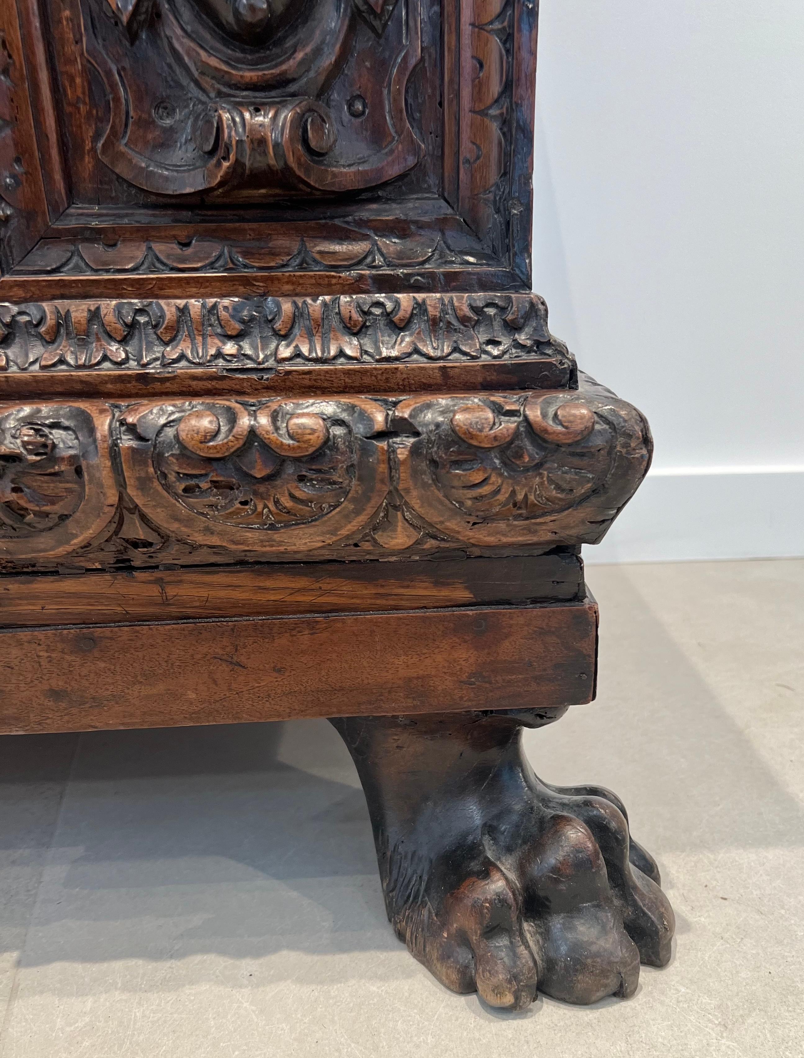 Large carved walnut cassone From Italian Renaissance Period For Sale 12