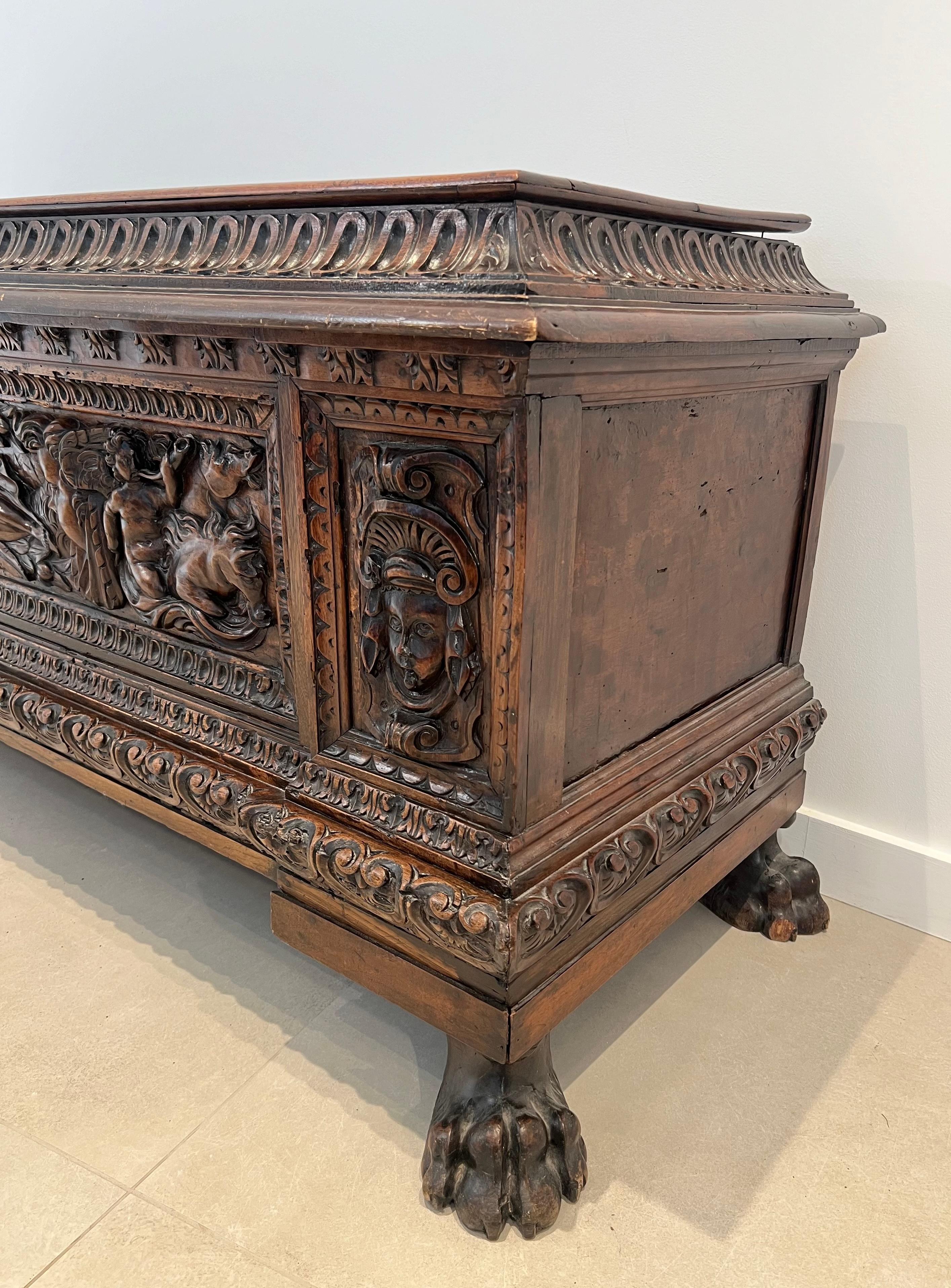 Walnut Large carved walnut cassone From Italian Renaissance Period For Sale