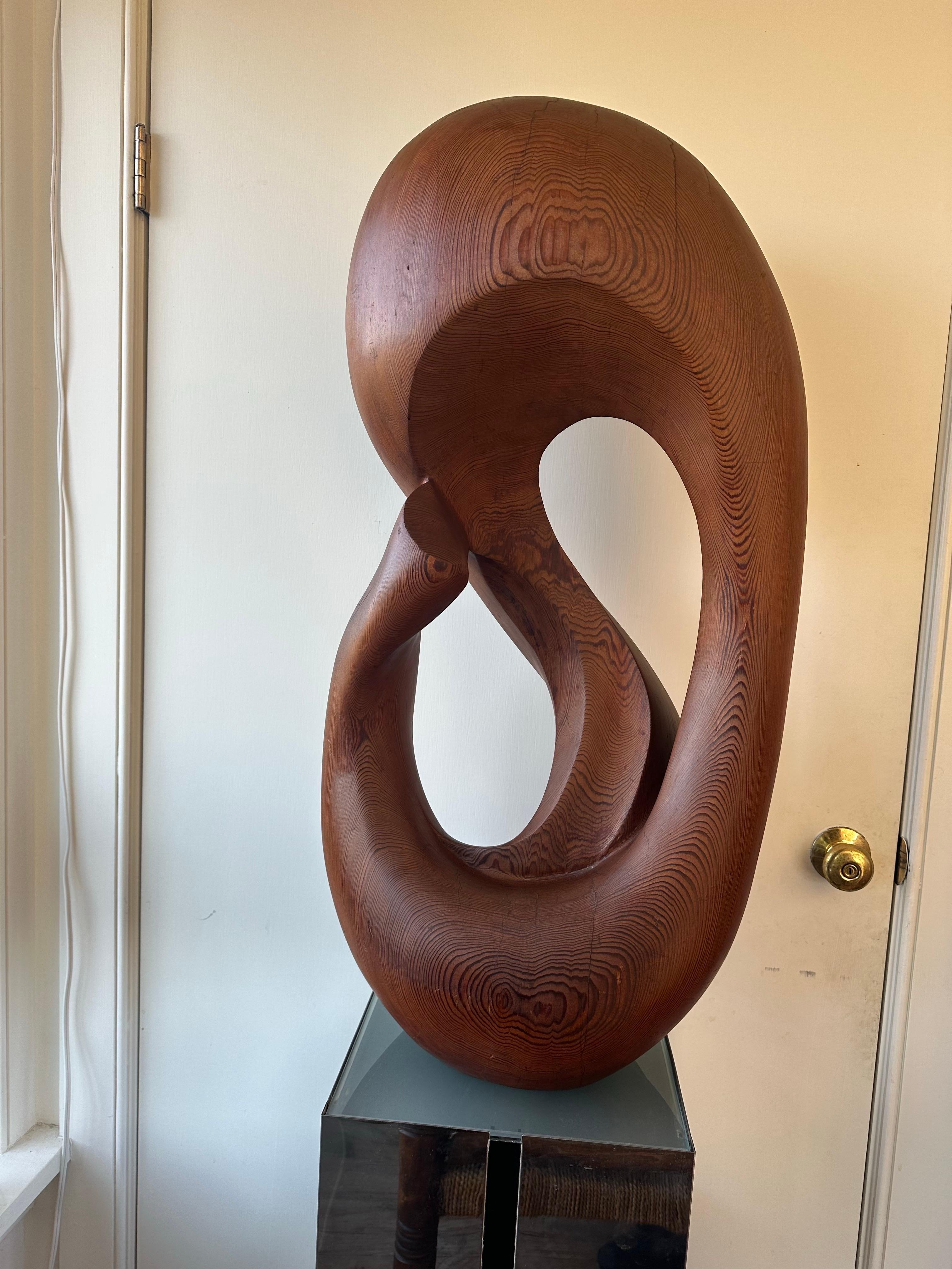 Scultura astratta in legno intagliato di grandi dimensioni in vendita 6