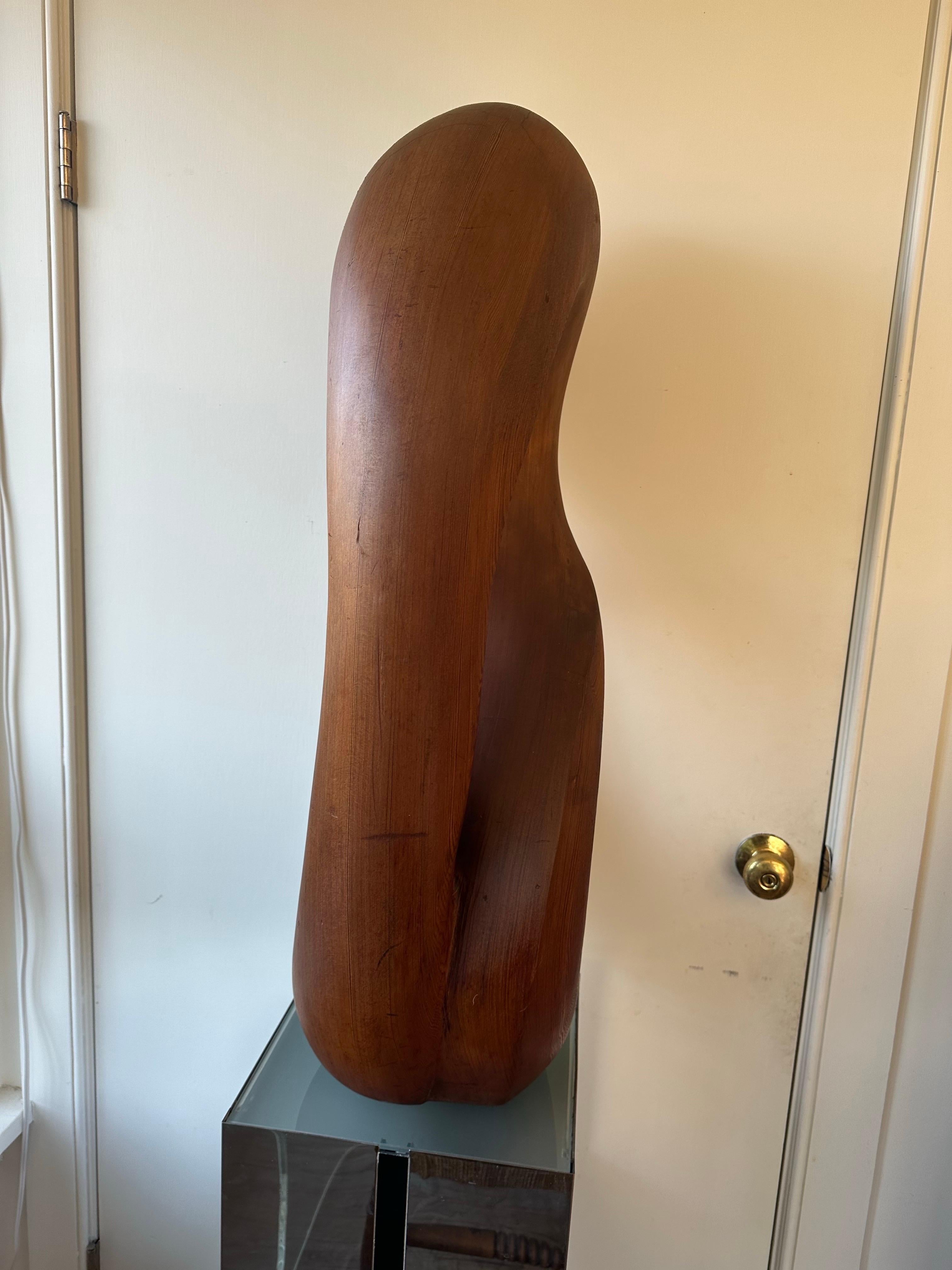 Scultura astratta in legno intagliato di grandi dimensioni in vendita 4