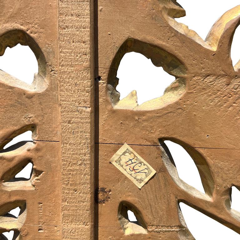 Large Carved Wood Antique Gilt Sheaf of Wheat and Moon Wall Mirror - Italy In Good Condition In Oklahoma City, OK