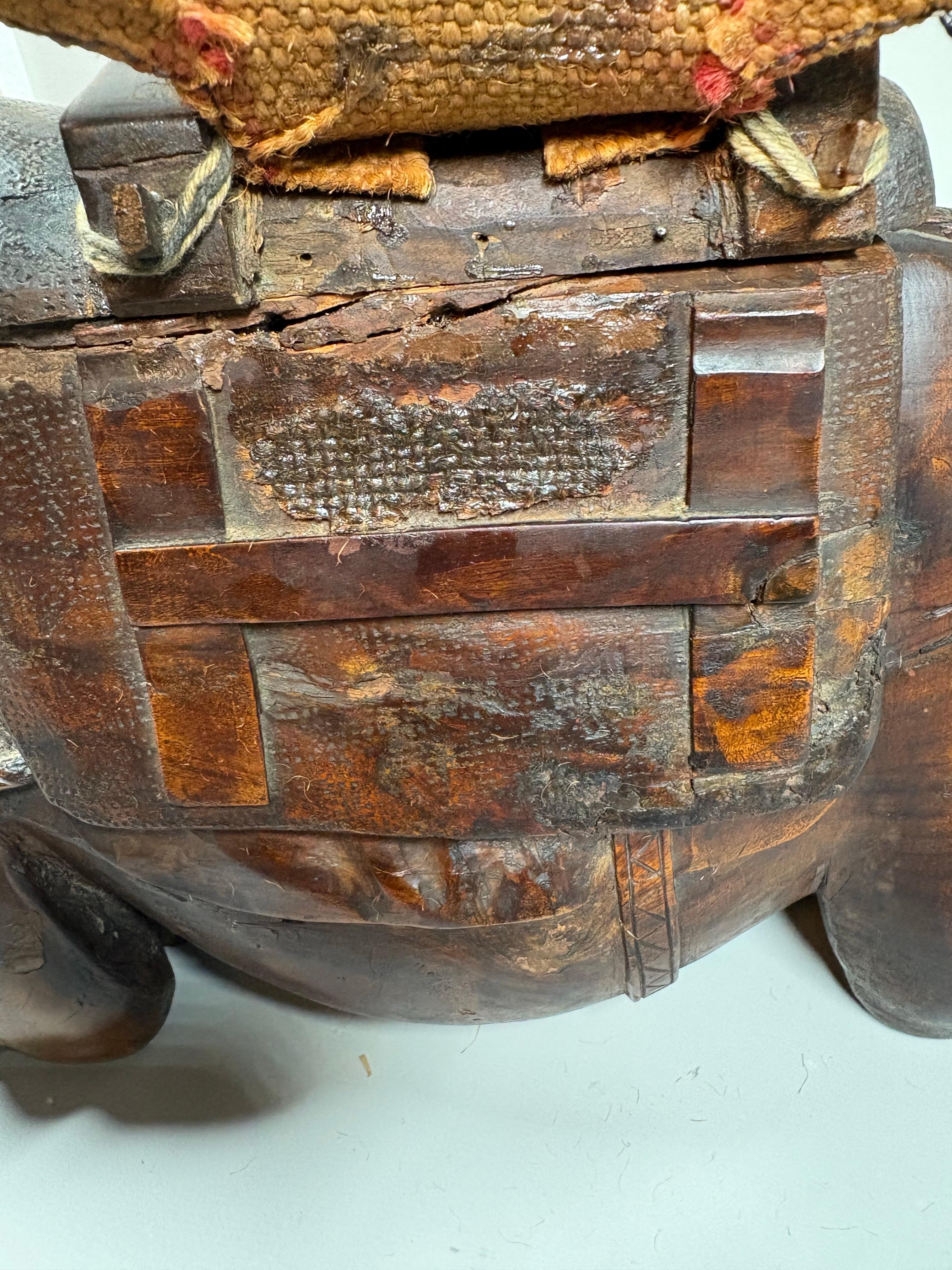 Large carved wood Austrian novelty box in the form of a Camel, circa 1910 For Sale 11