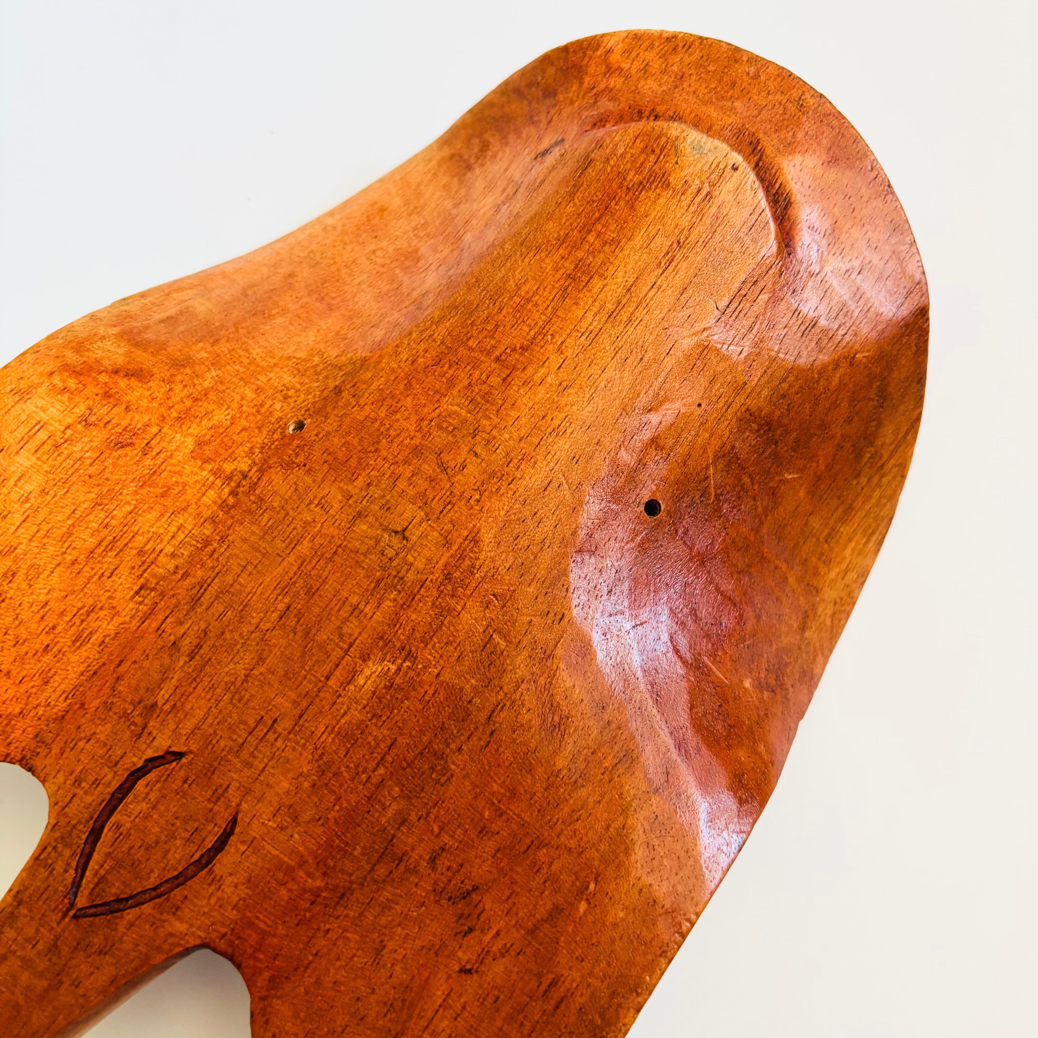 Raya Picadora Grande de Madera Tallada en venta 4