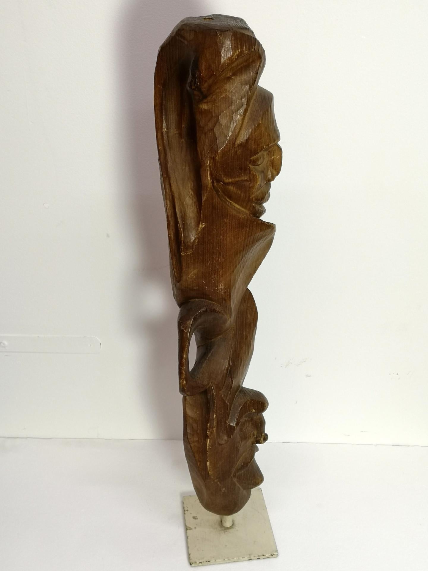 Large Carved Wood TOTEM Sculpture on Steel Base, 1970s In Fair Condition For Sale In Budapest, HU
