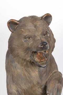 Large Carved Wooden Bear Sculpture, 20th Century.