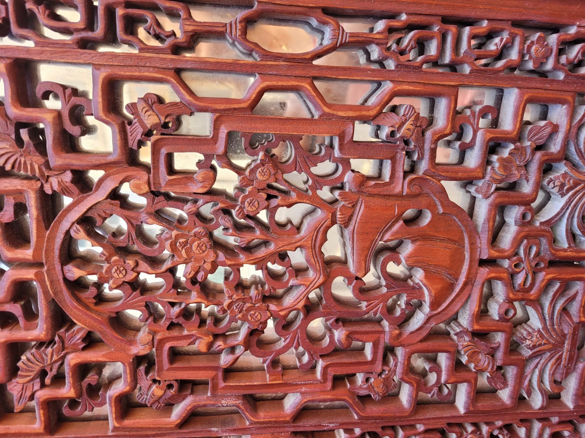 Large Carved Wooden Screen And Mirror, Asia, 20th Century For Sale 6