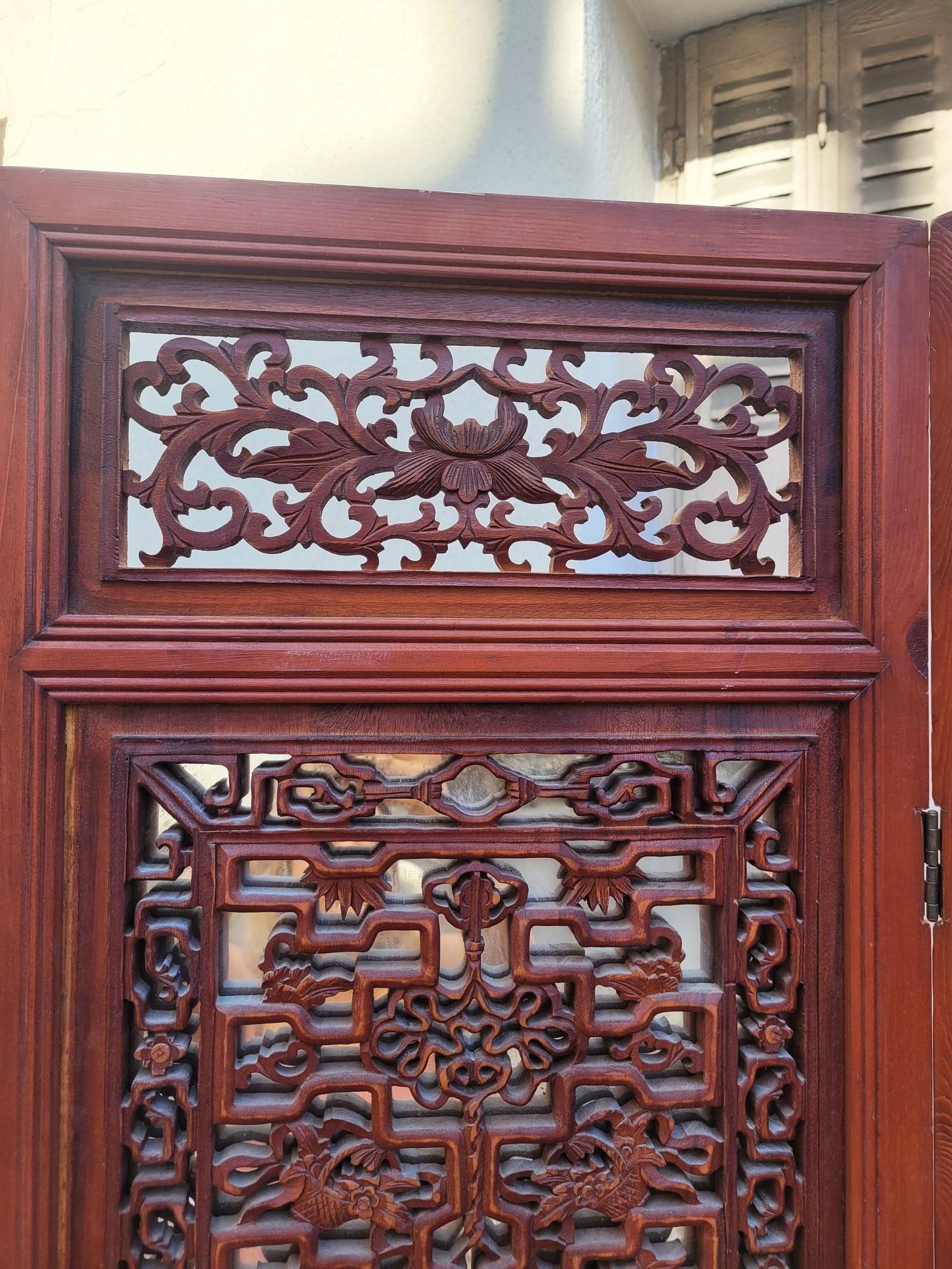 Large Carved Wooden Screen And Mirror, Asia, 20th Century For Sale 1