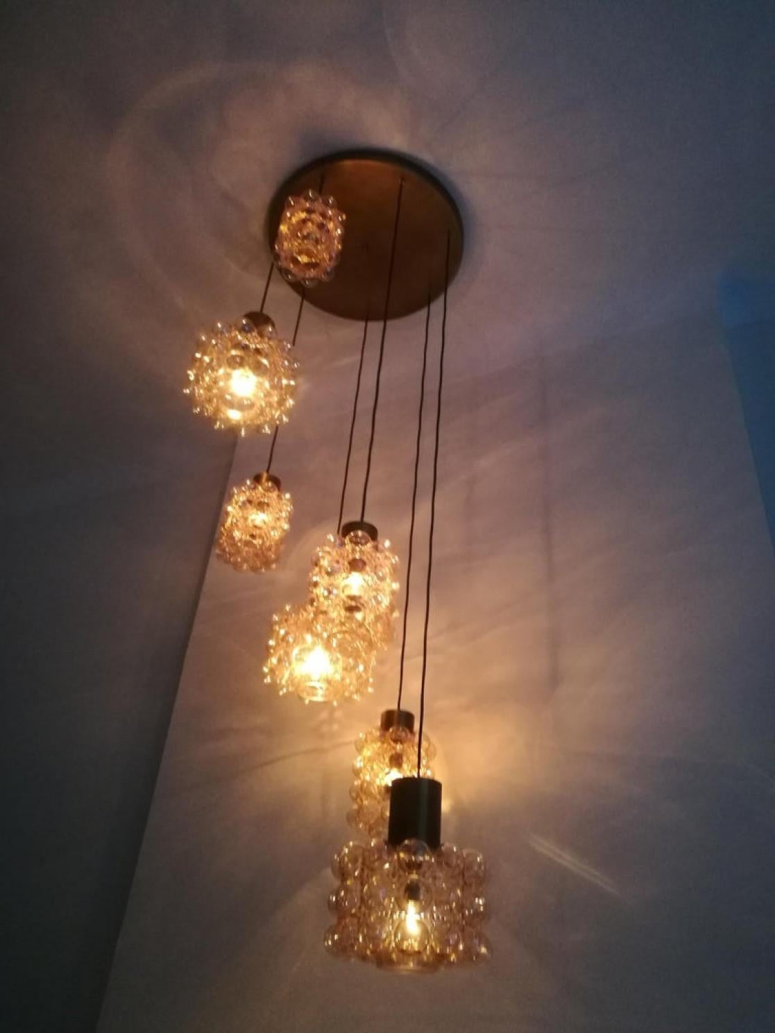 Allemand Grand luminaire Cascade avec sept lampes à piédestal par Helena Tynell, 1970 en vente
