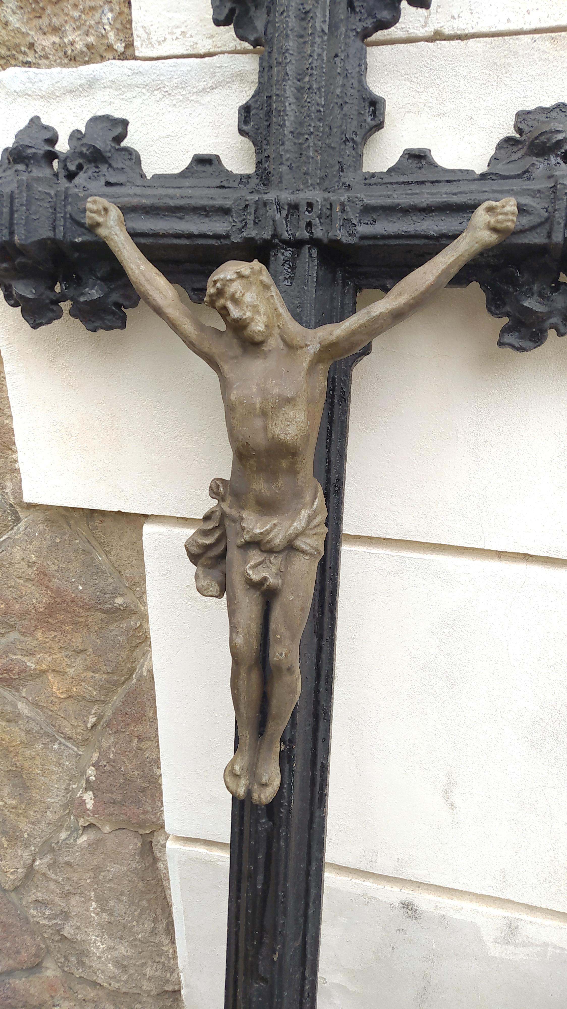 Metal Large Cast Iron Cross with Jesus Christ
